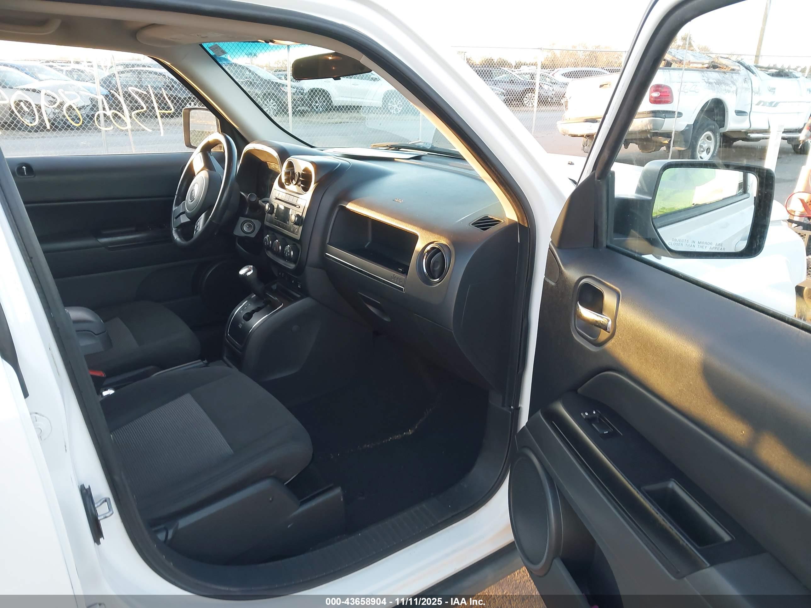 JEEP PATRIOT image 5