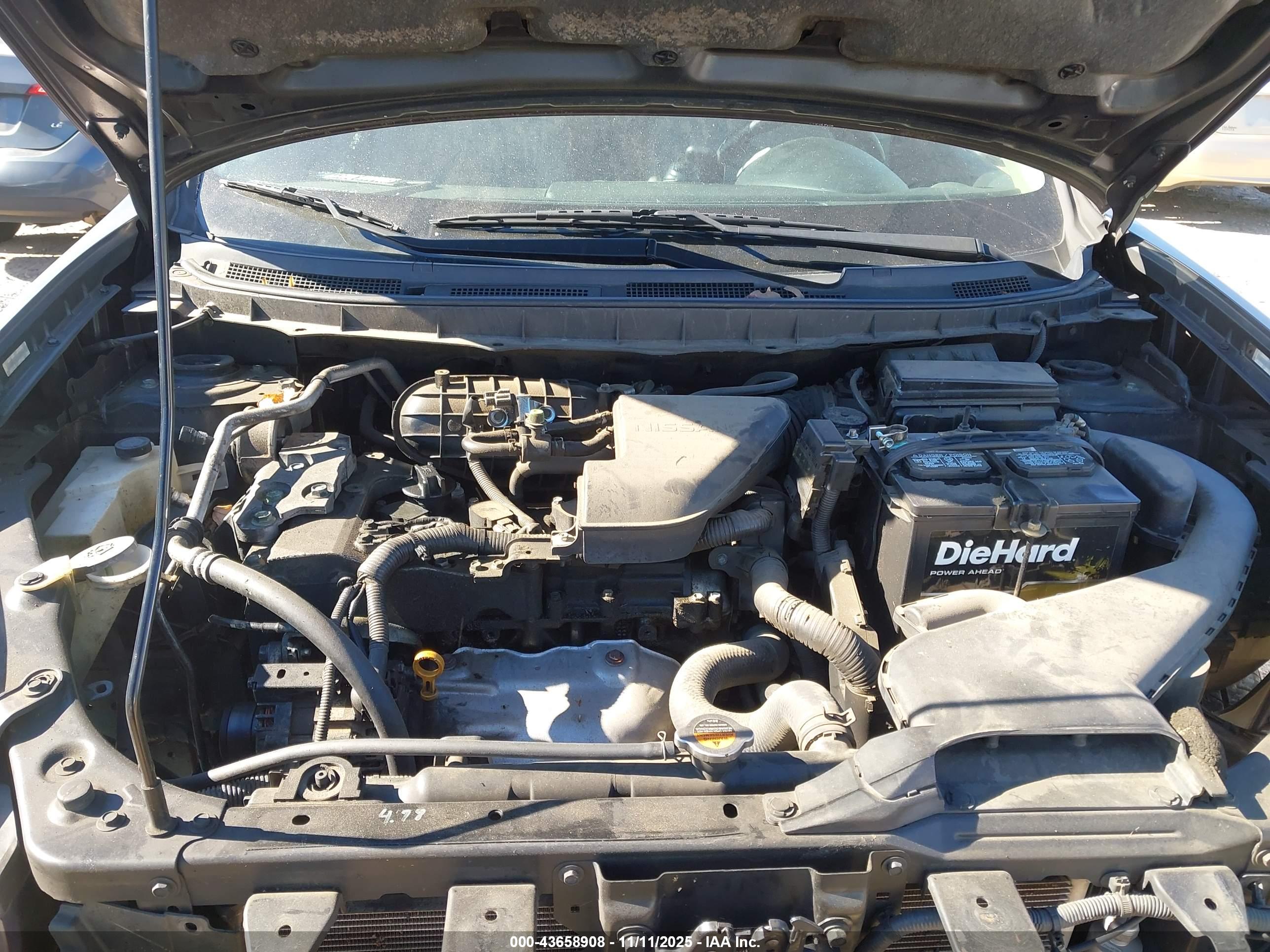 NISSAN ROGUE image 10