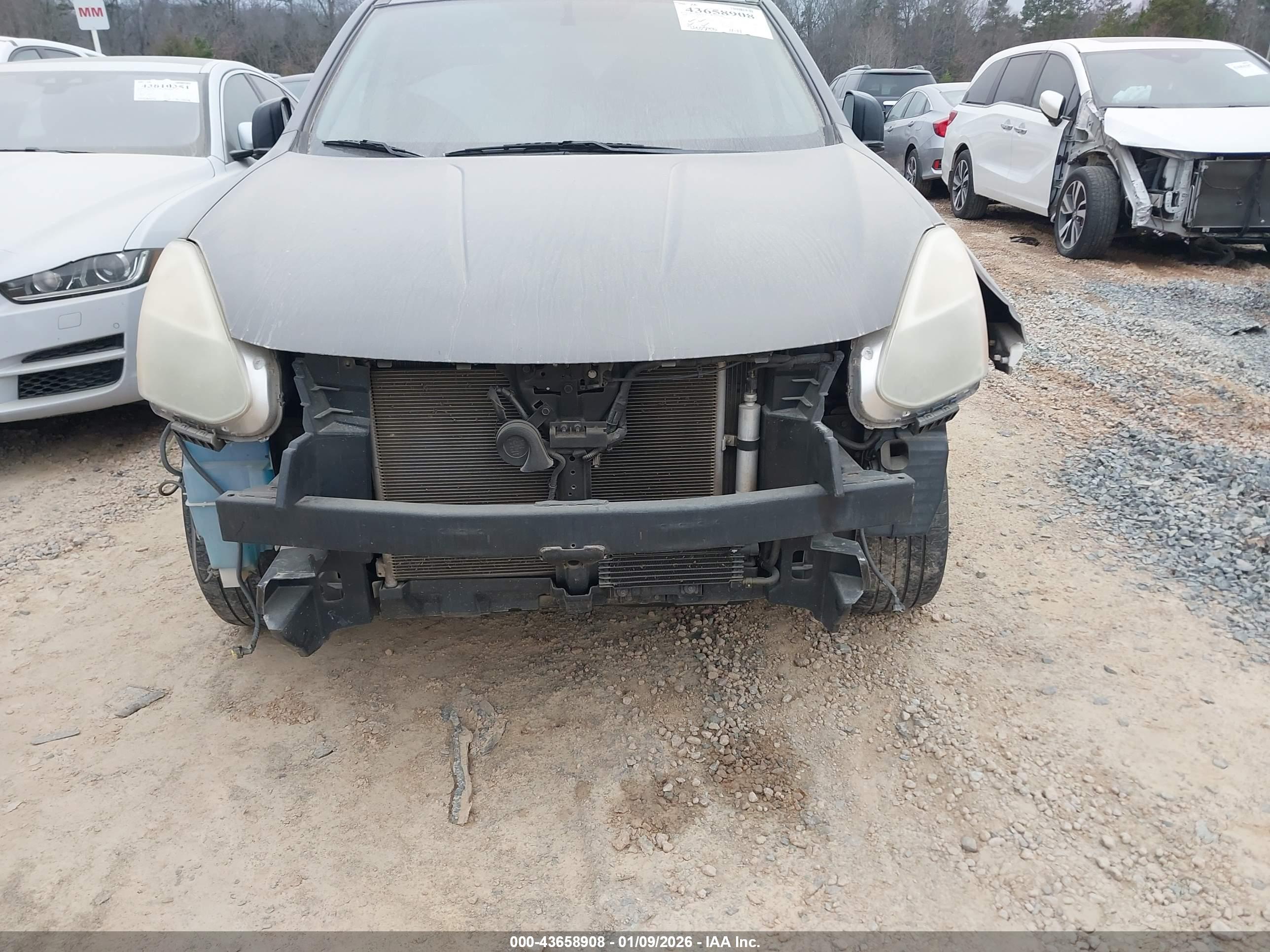 NISSAN ROGUE image 6