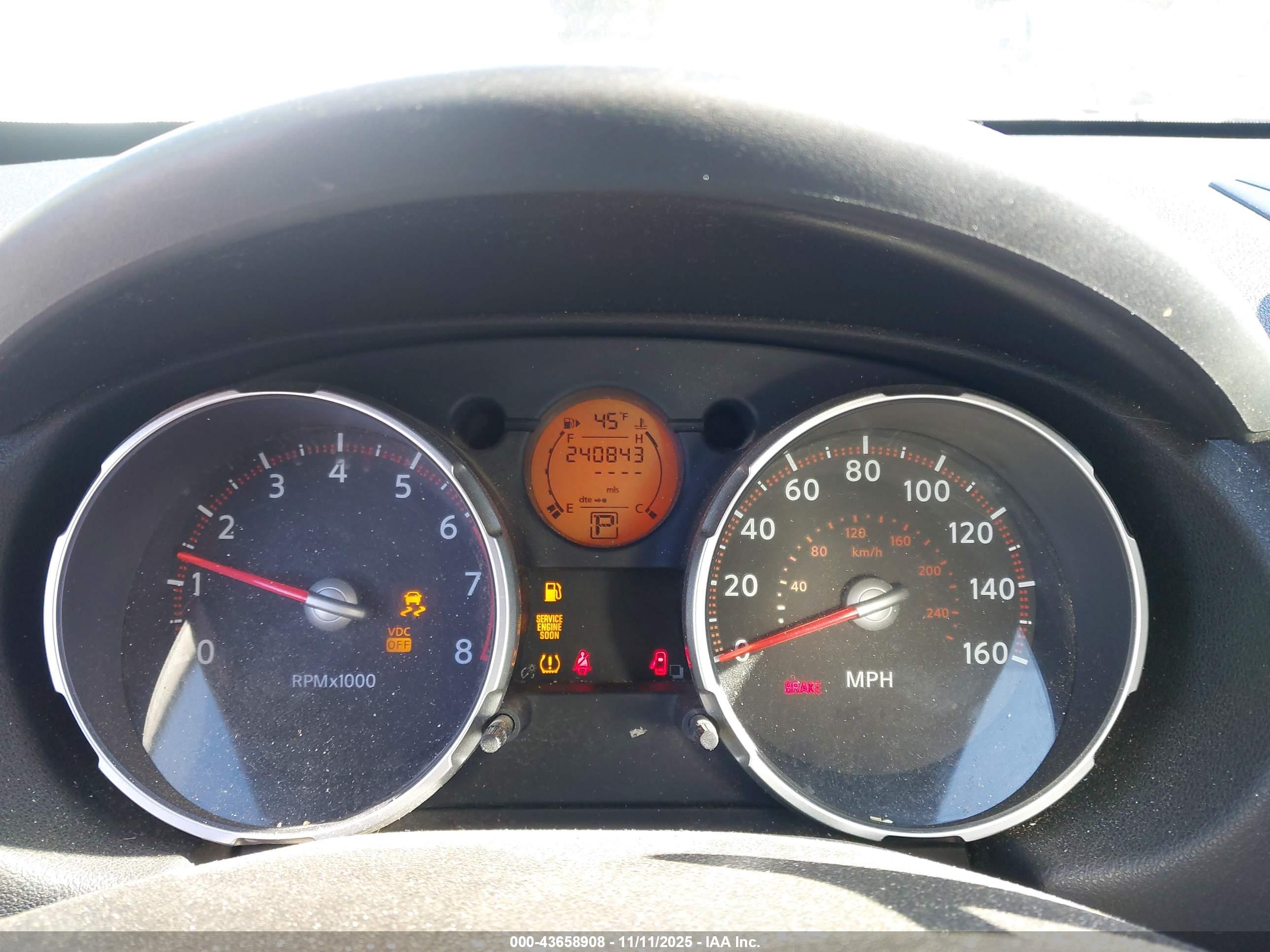 NISSAN ROGUE image 7
