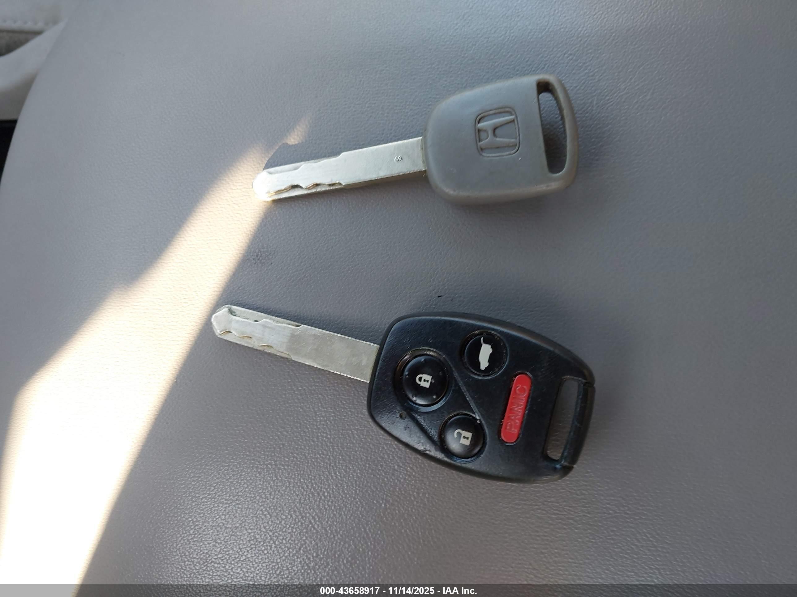 HONDA PILOT image 11