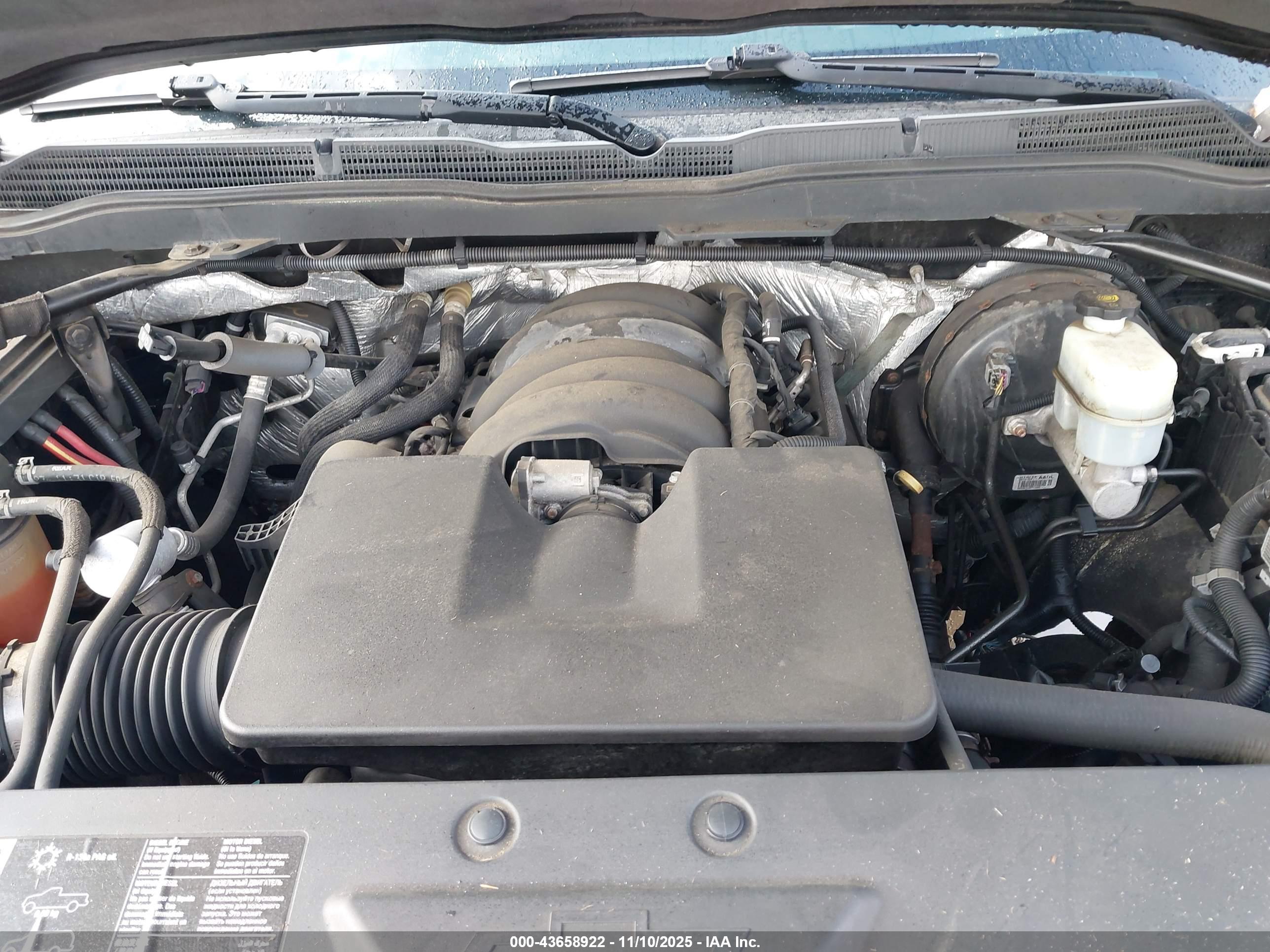 CHEVROLET SILVERADO image 10