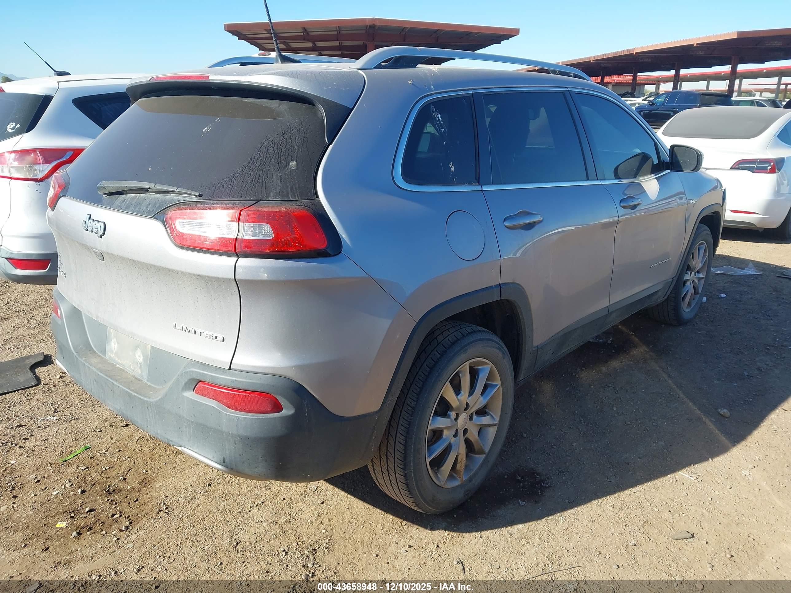 JEEP CHEROKEE image 4