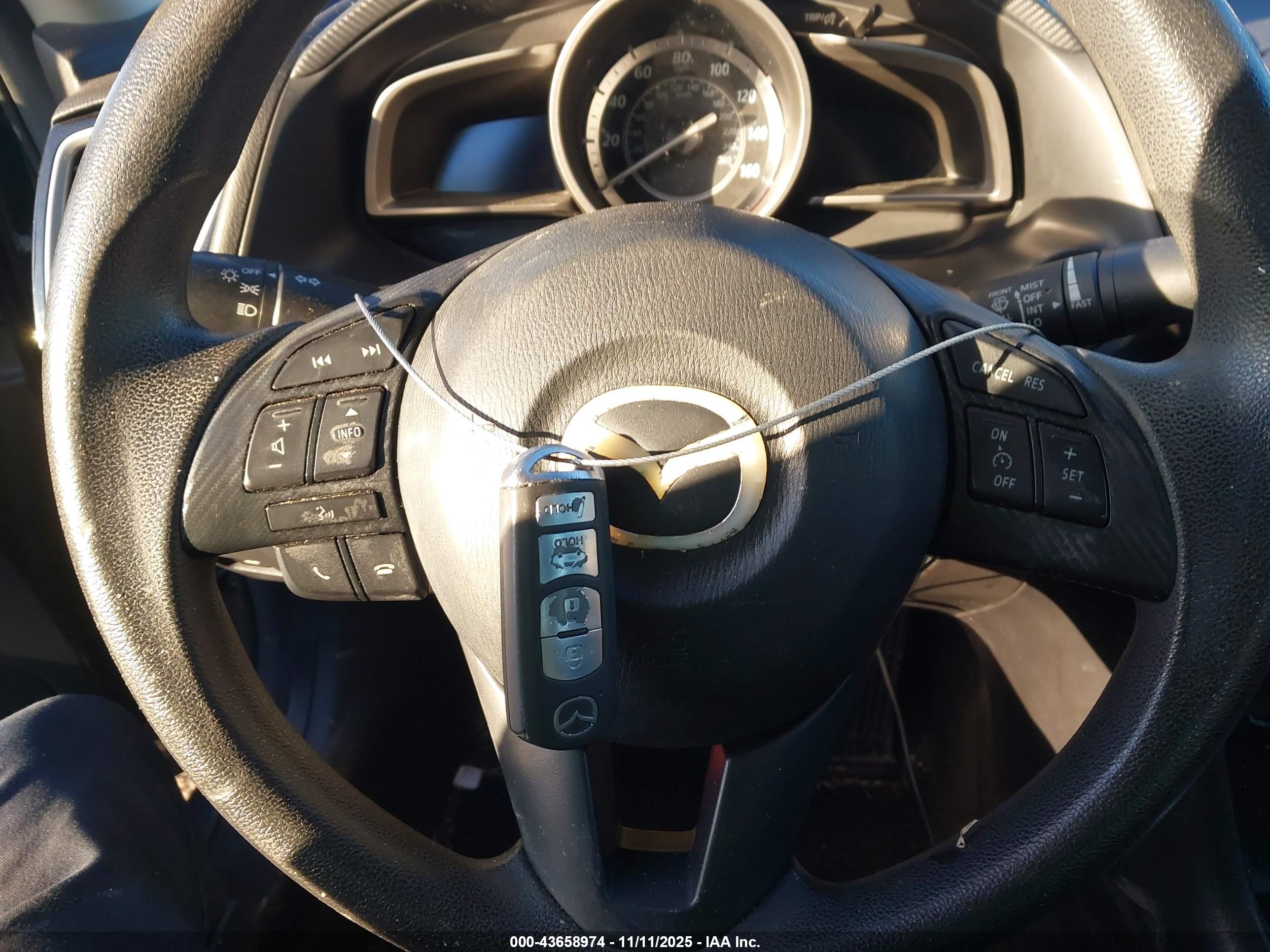 MAZDA MAZDA3 image 11