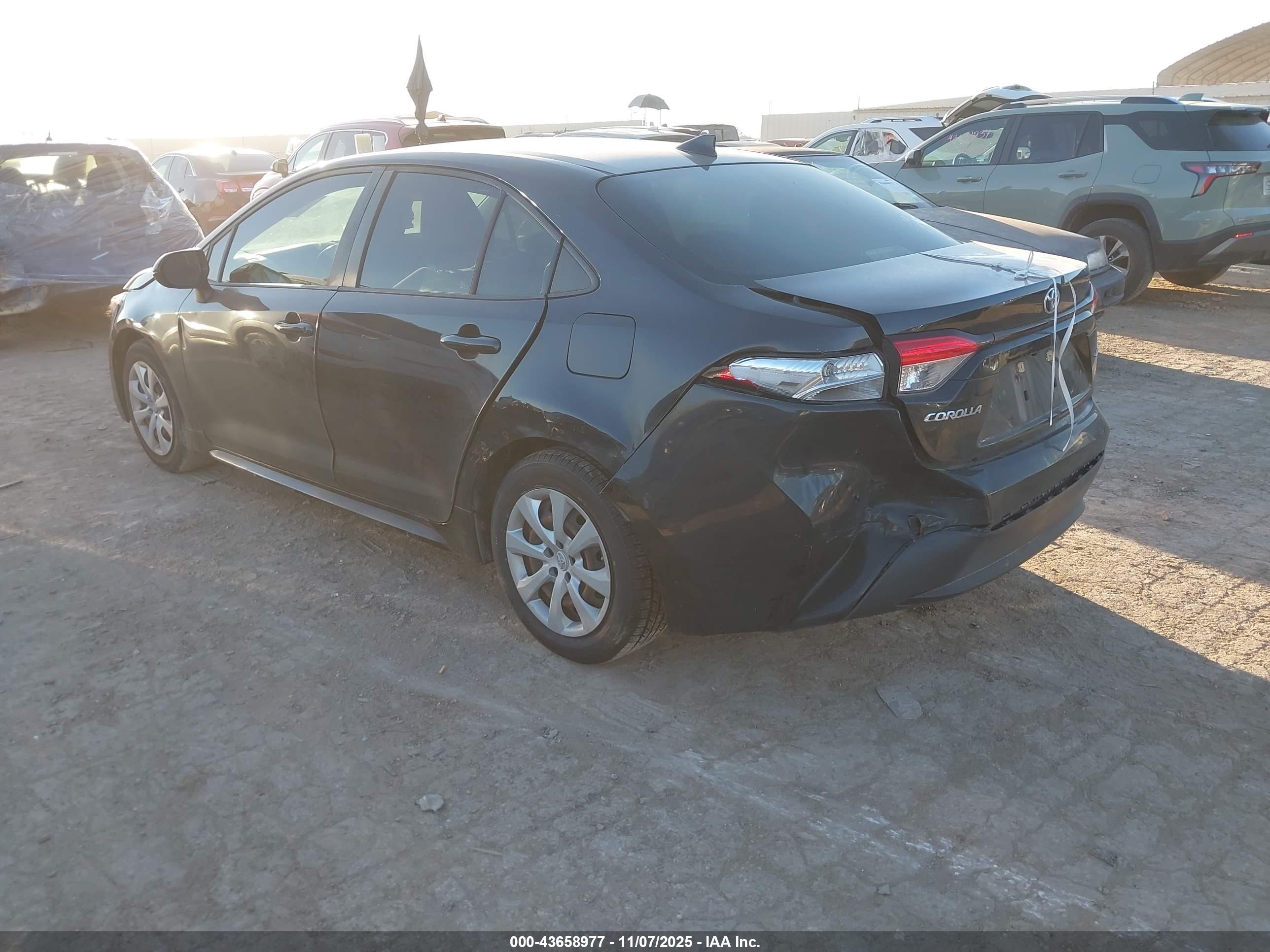 TOYOTA COROLLA image 3