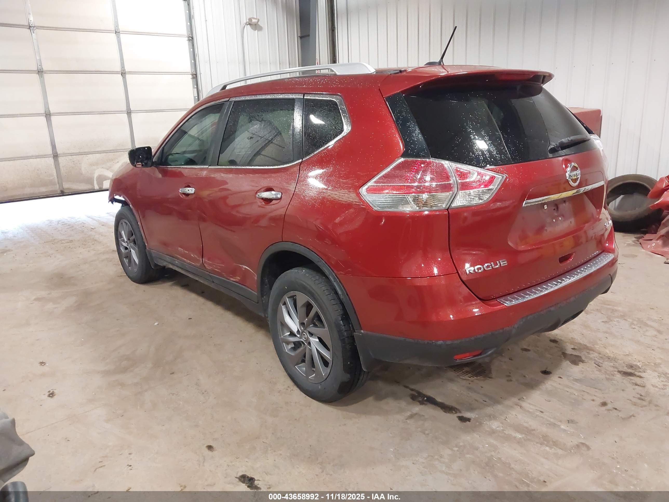 NISSAN ROGUE image 3