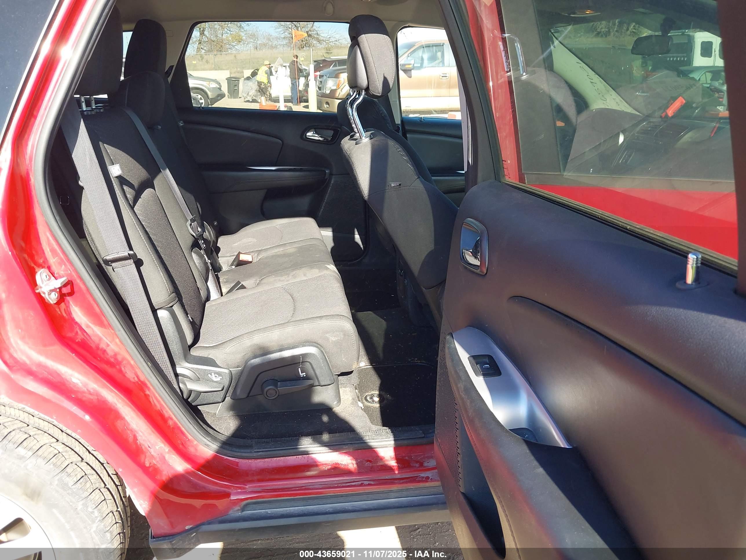 DODGE JOURNEY image 8
