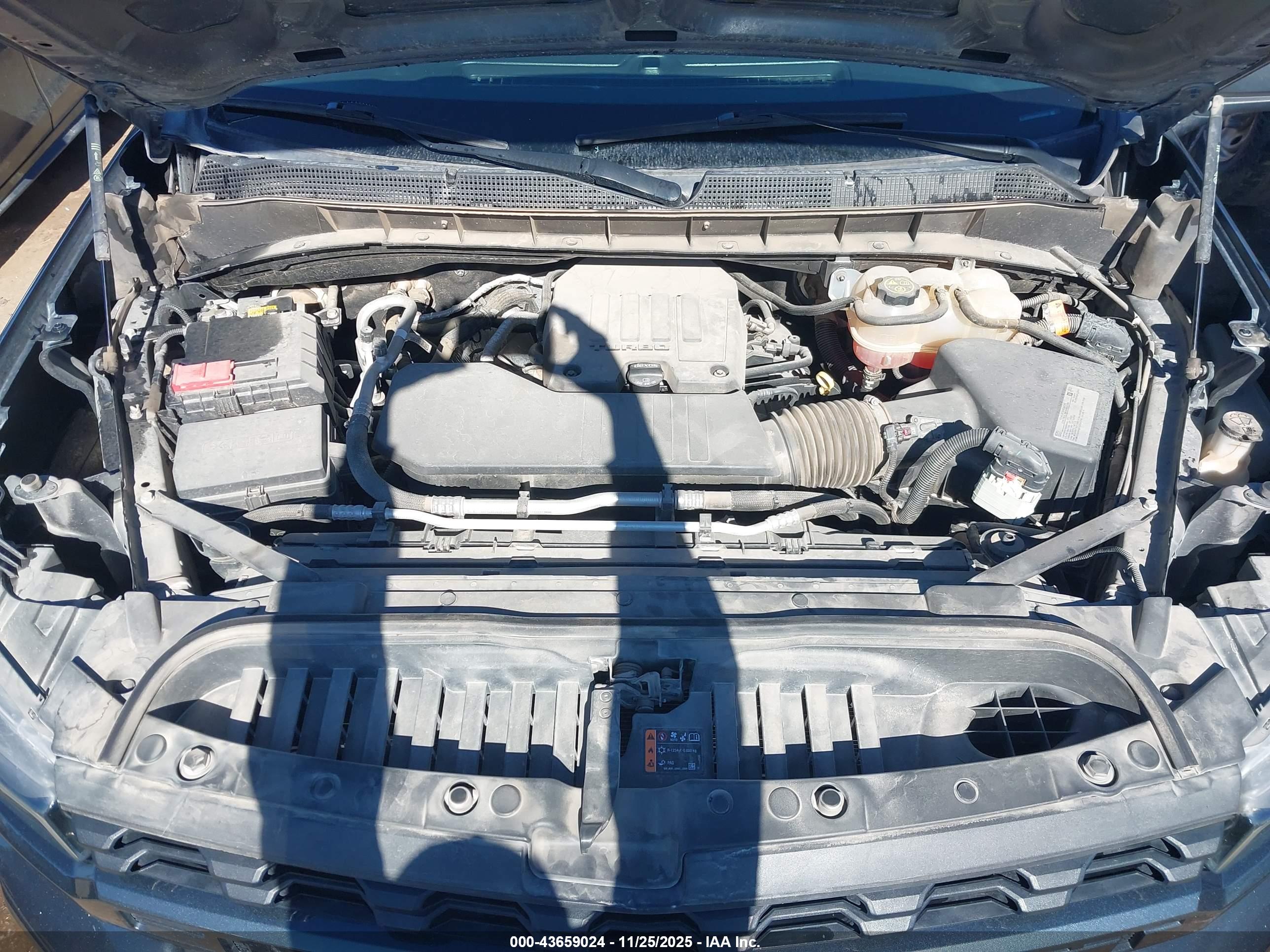 CHEVROLET SILVERADO image 10