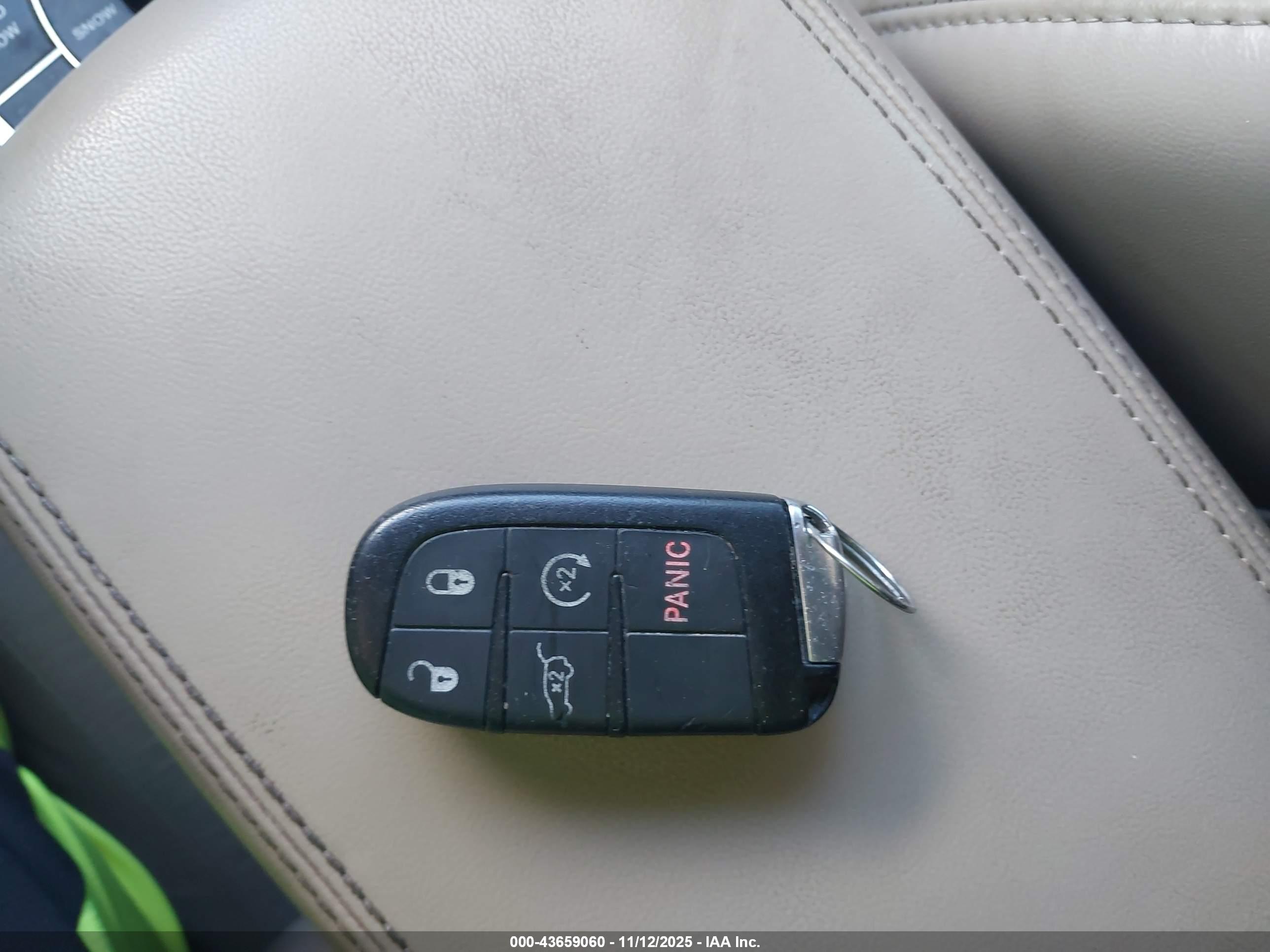 JEEP GRAND image 11