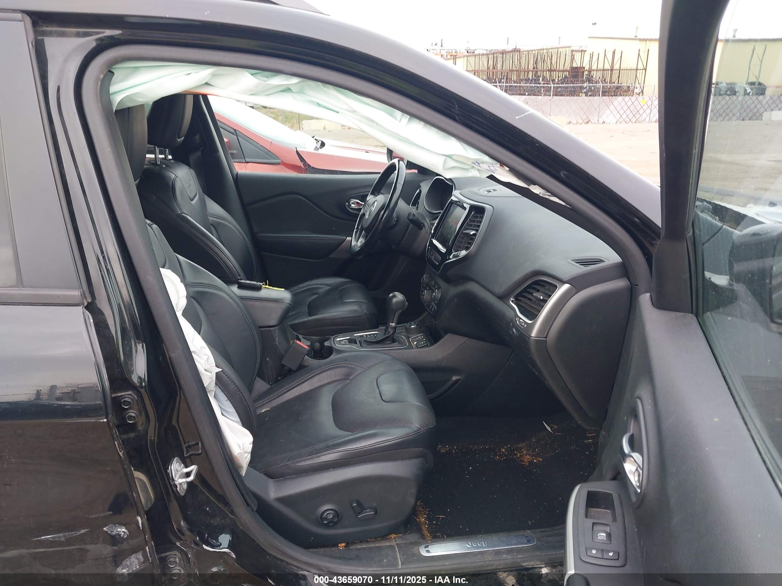 JEEP CHEROKEE image 5