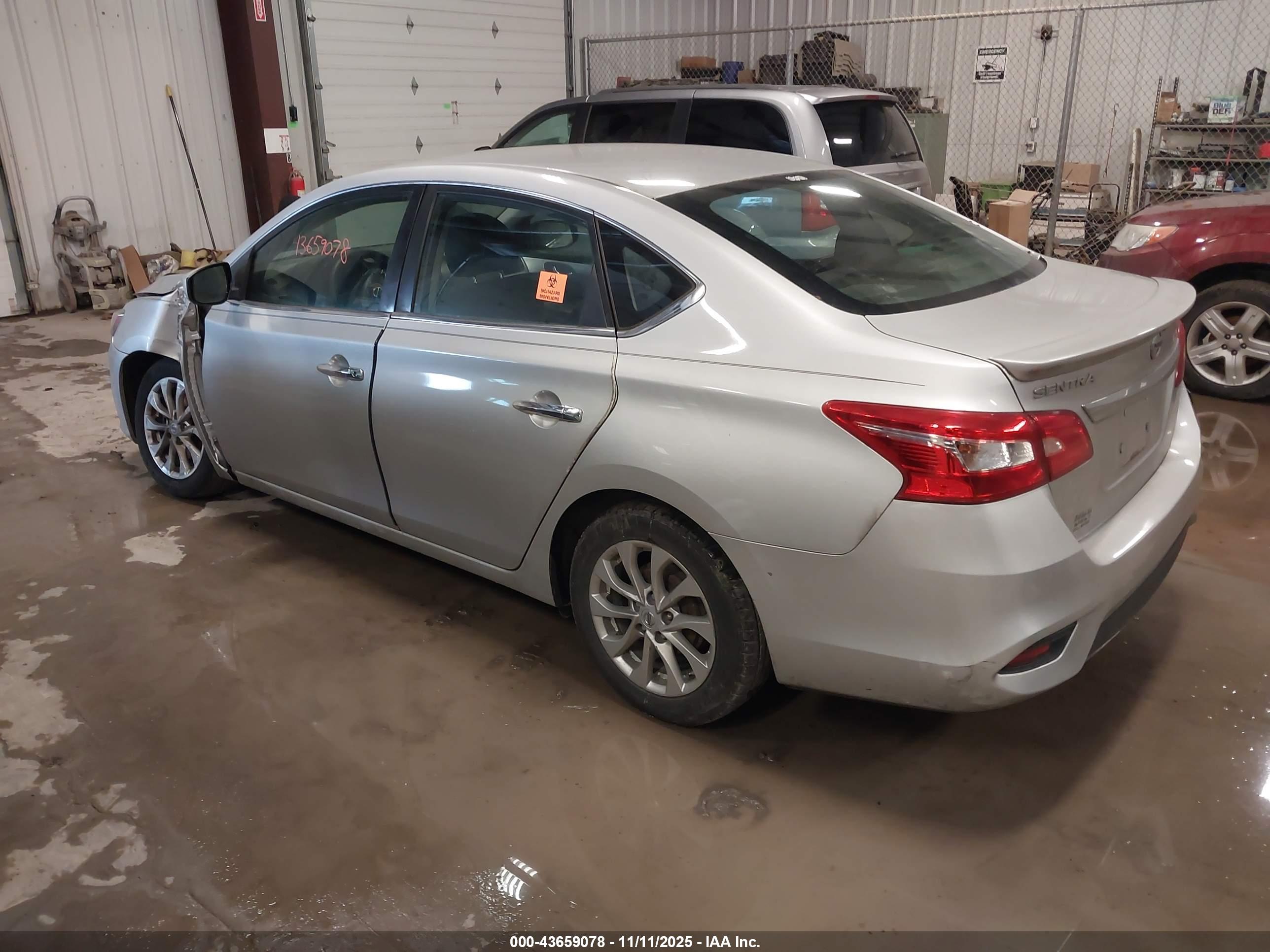 NISSAN SENTRA image 3
