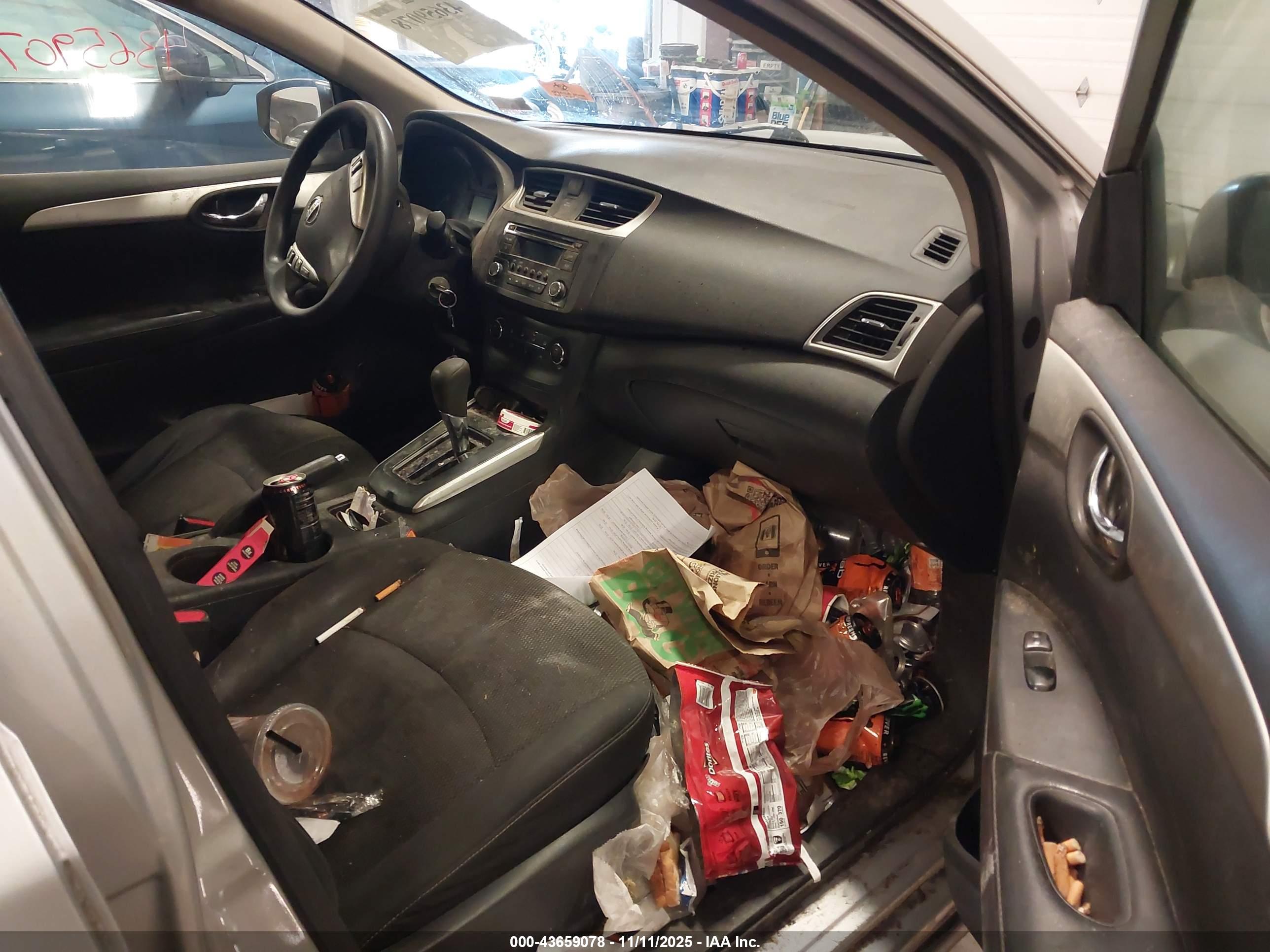 NISSAN SENTRA image 5
