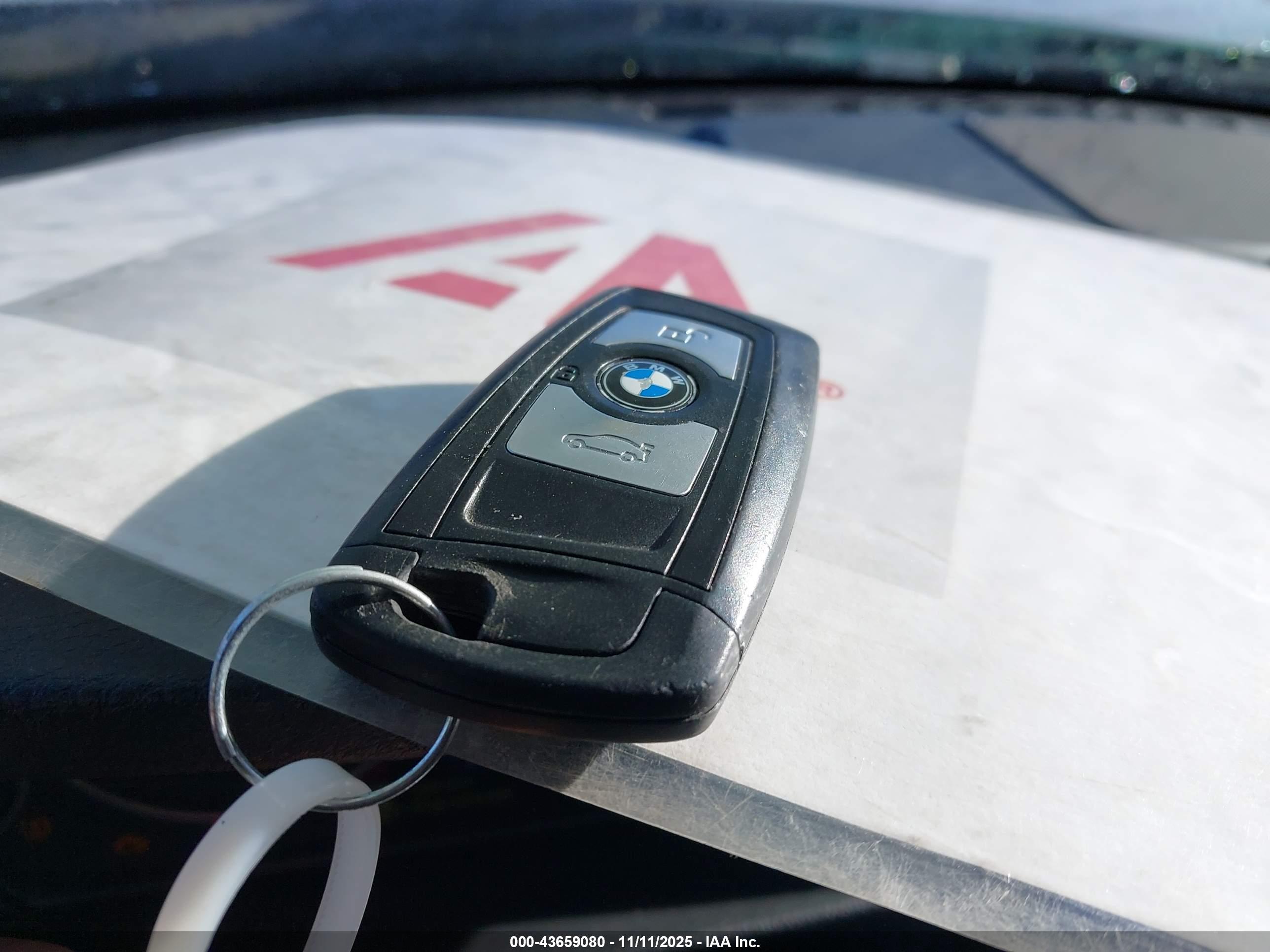 BMW 328I image 11