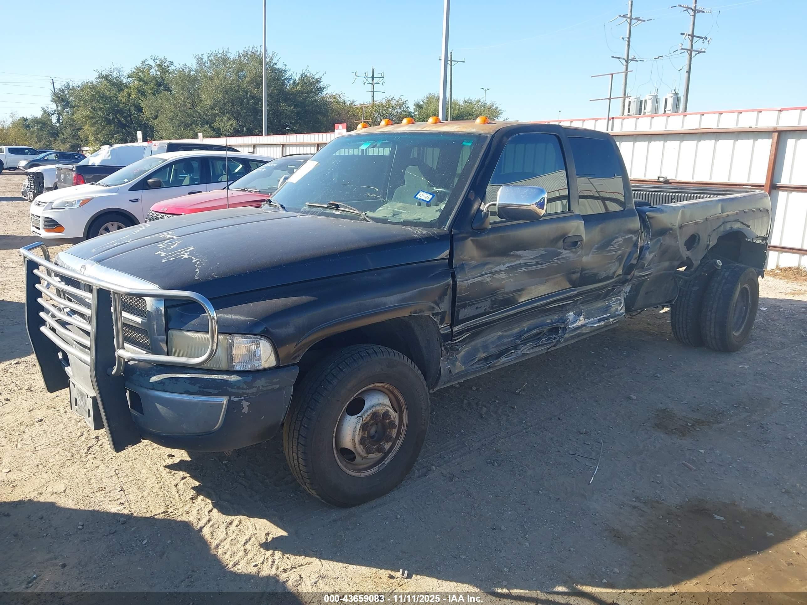 DODGE RAM image 2