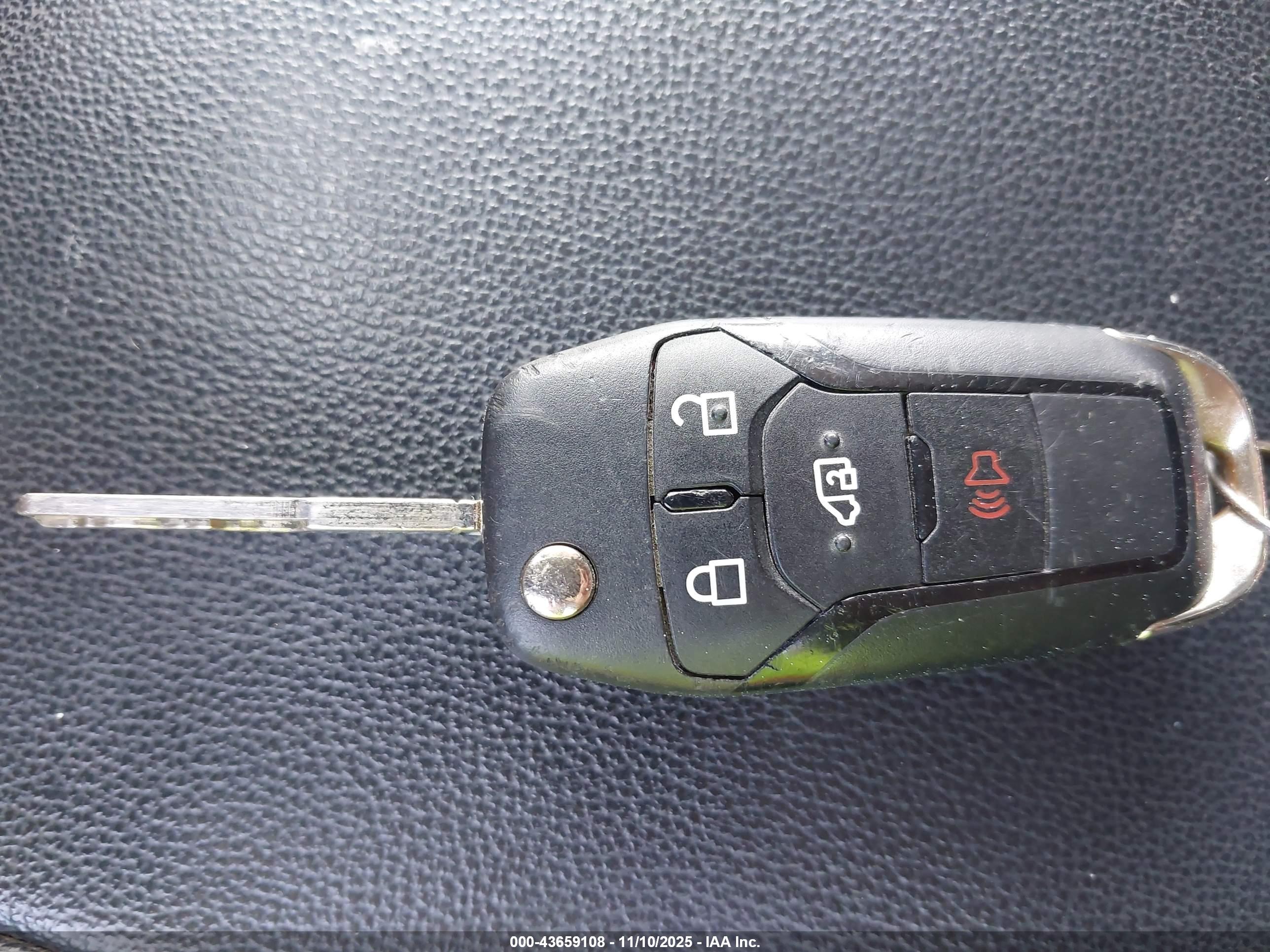 FORD TRANSIT-250 image 11