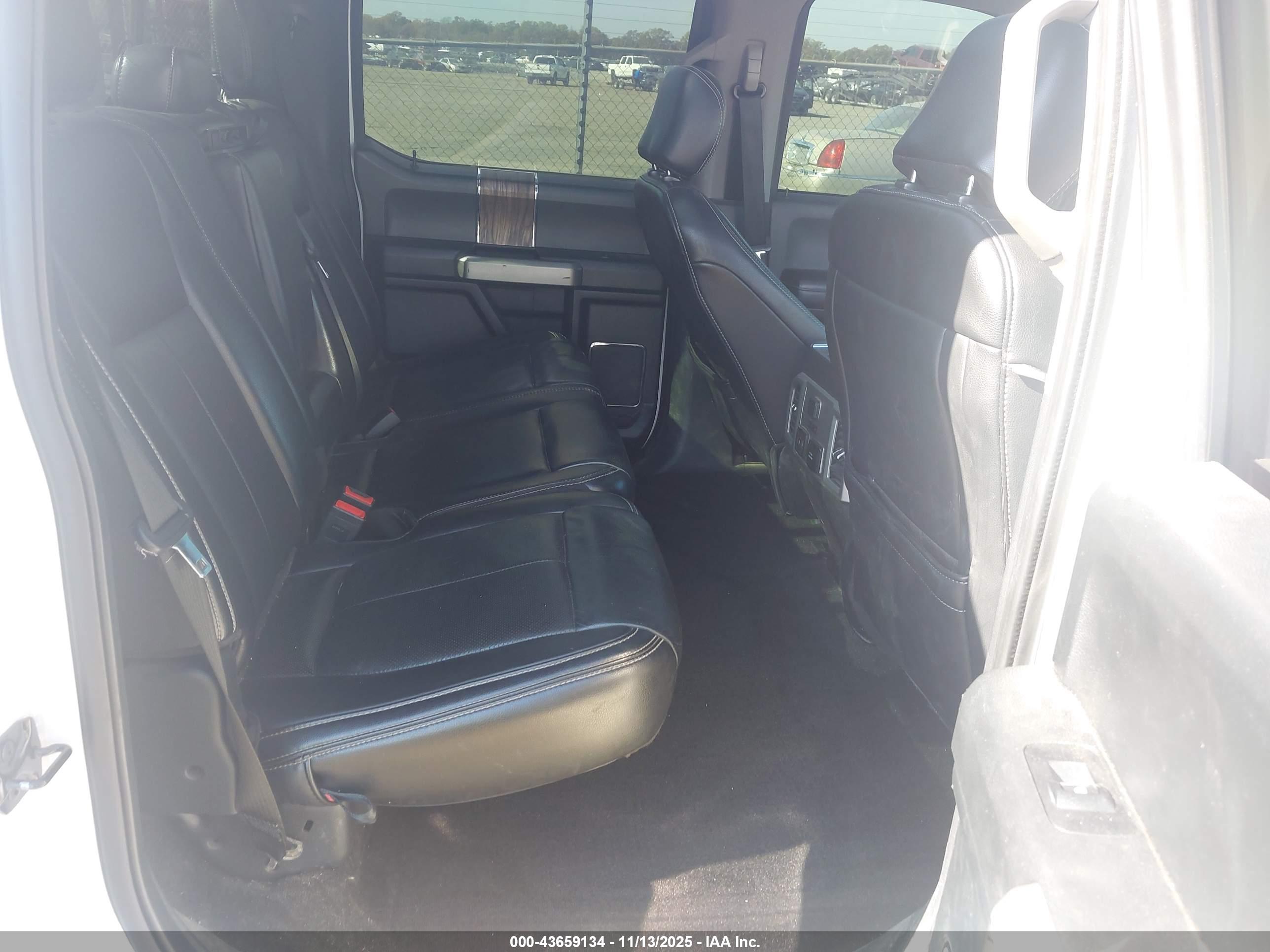 FORD F-150 image 8