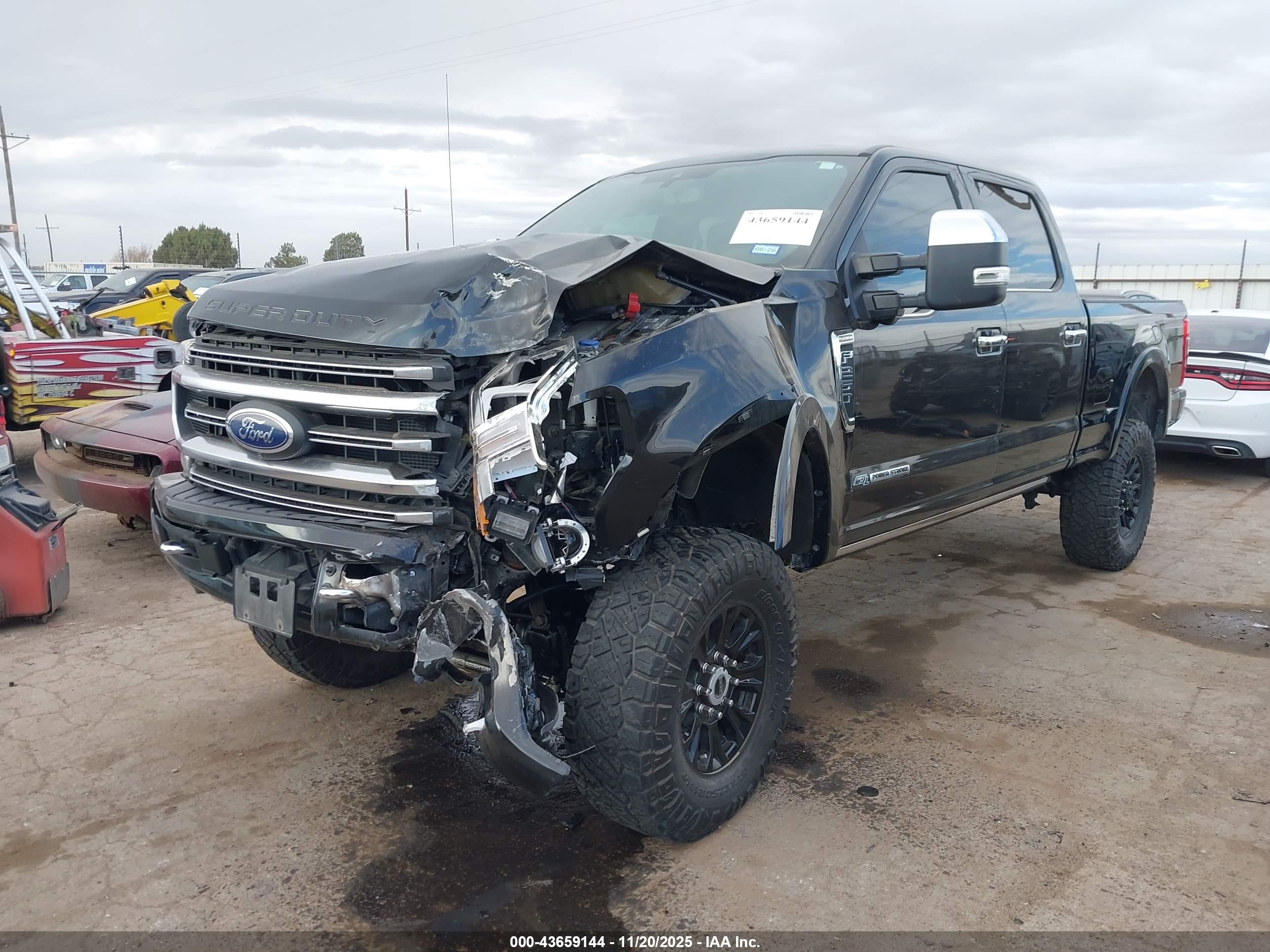 FORD F-250 image 2