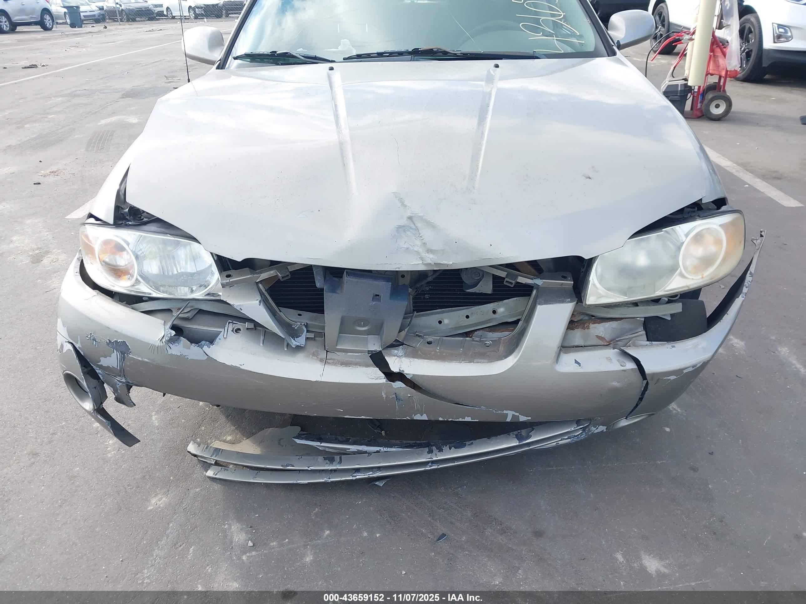 NISSAN SENTRA image 6
