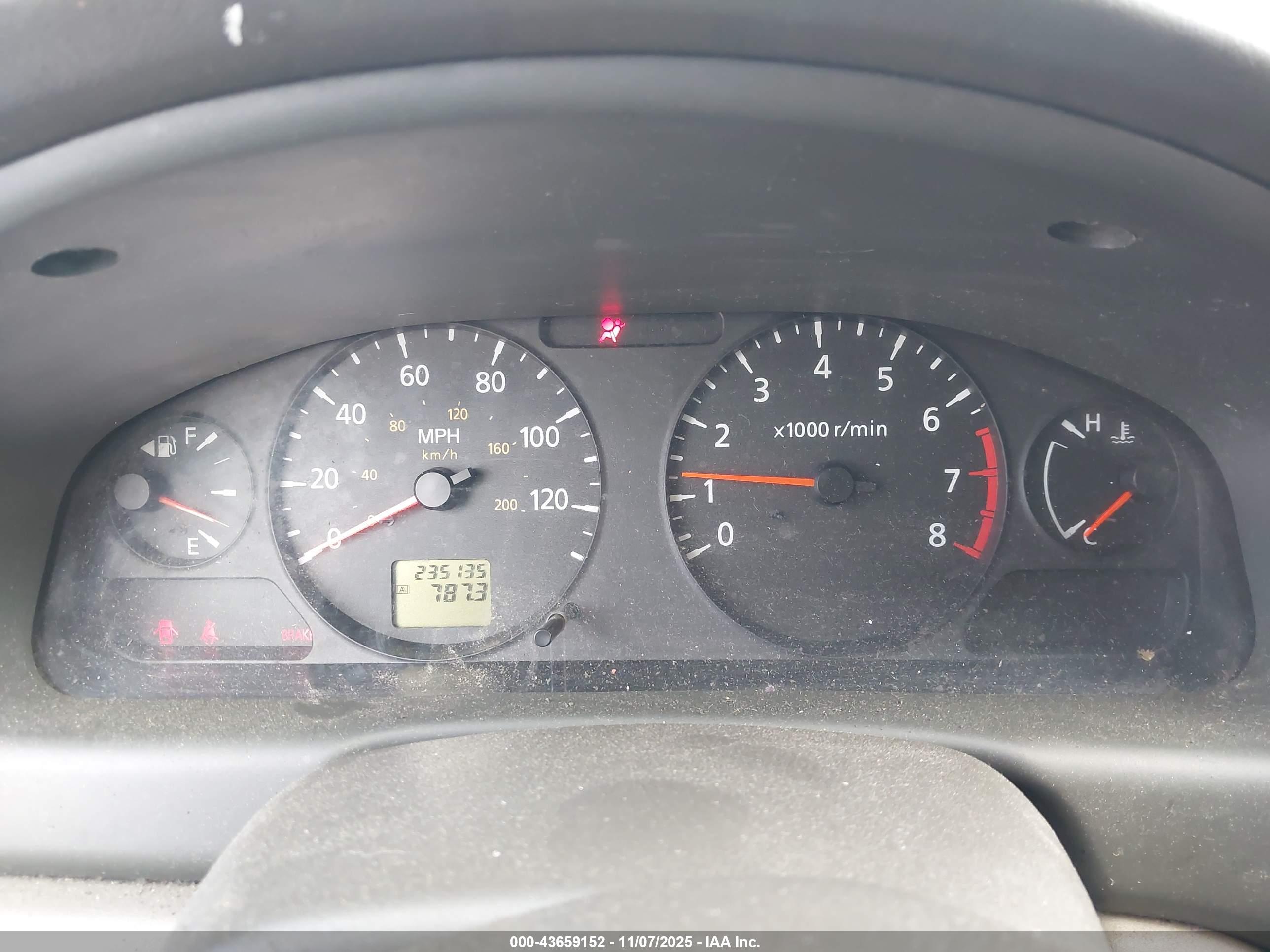 NISSAN SENTRA image 7