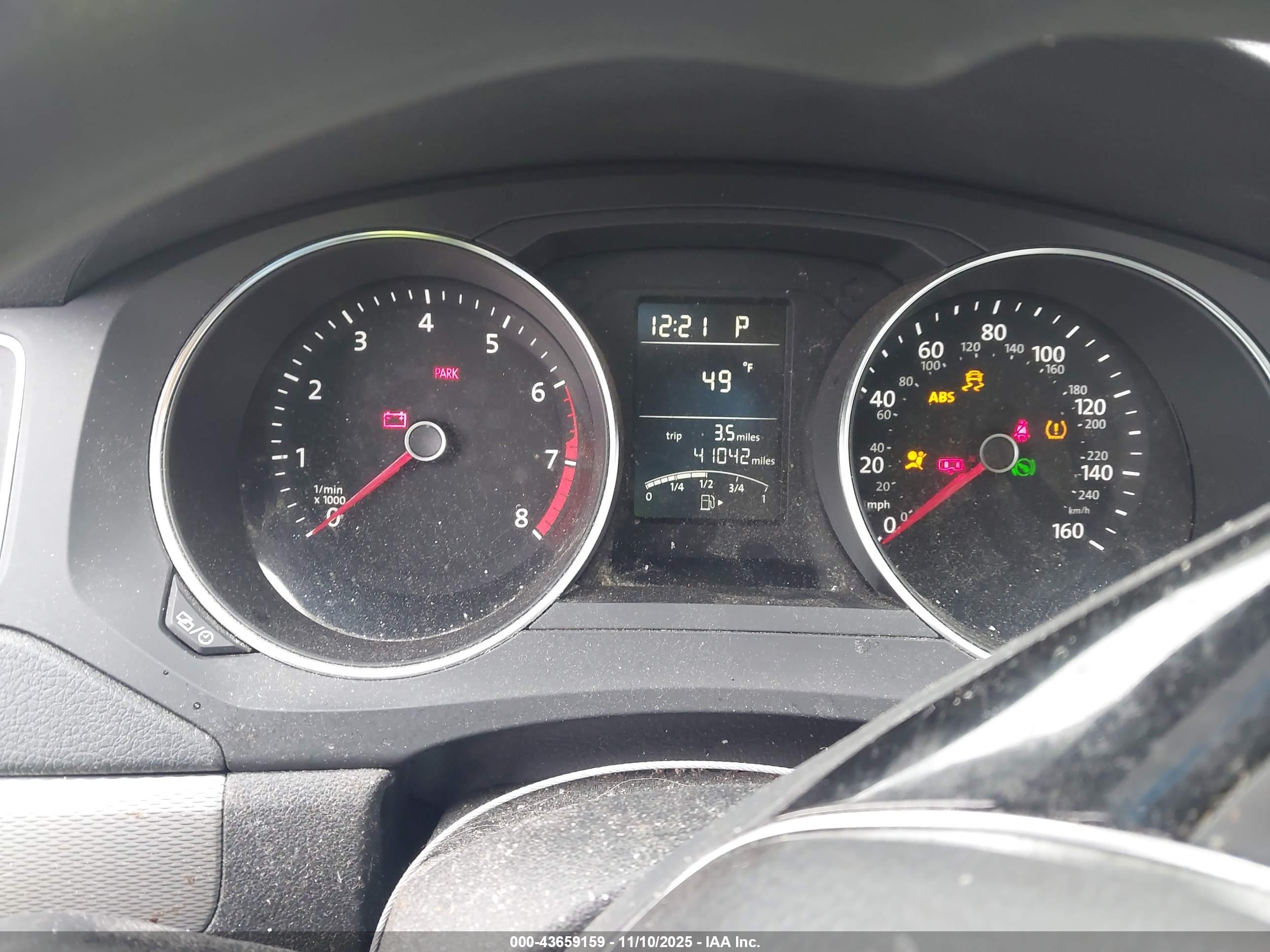 VOLKSWAGEN JETTA image 7