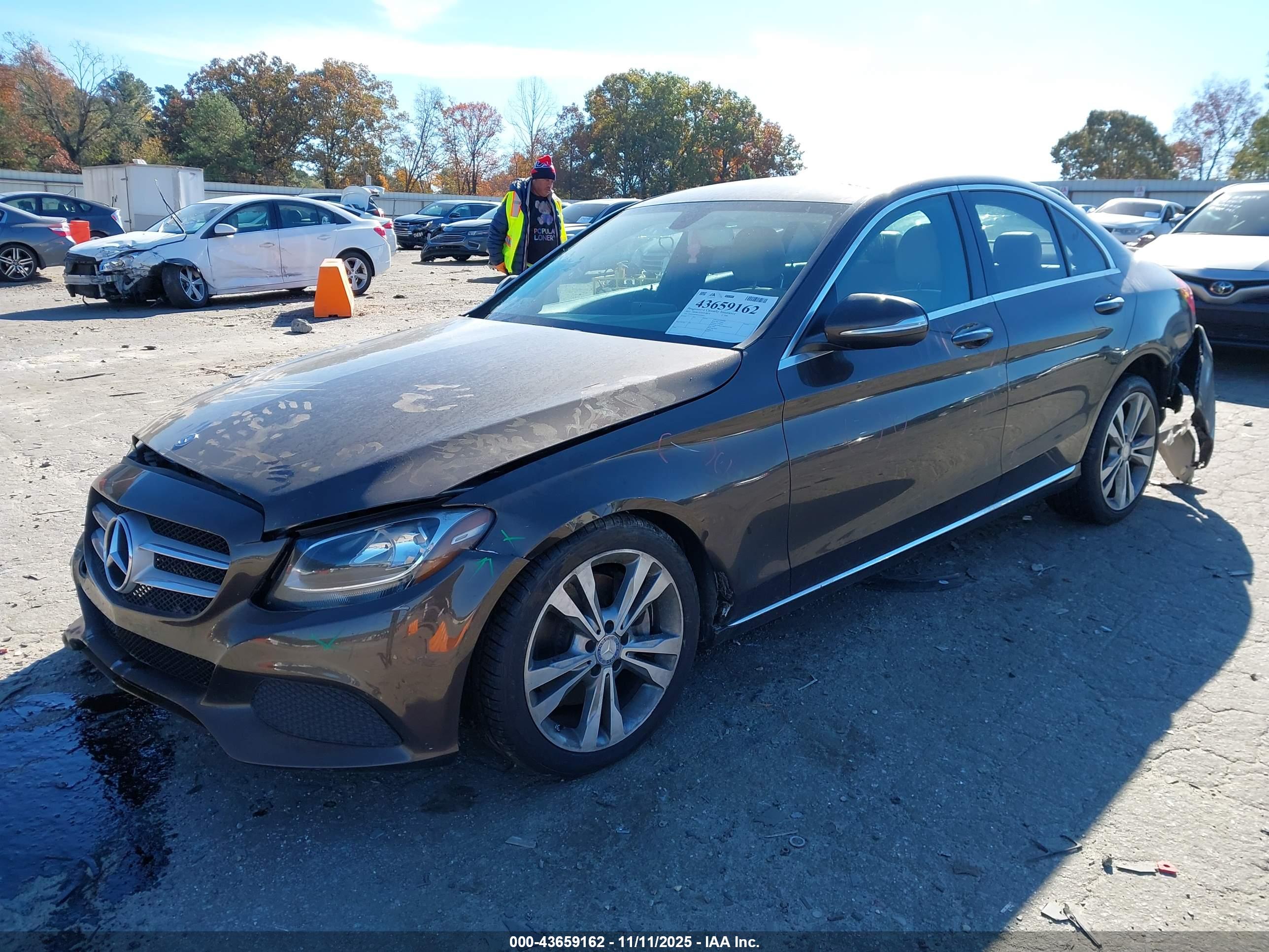MERCEDES-BENZ C image 2