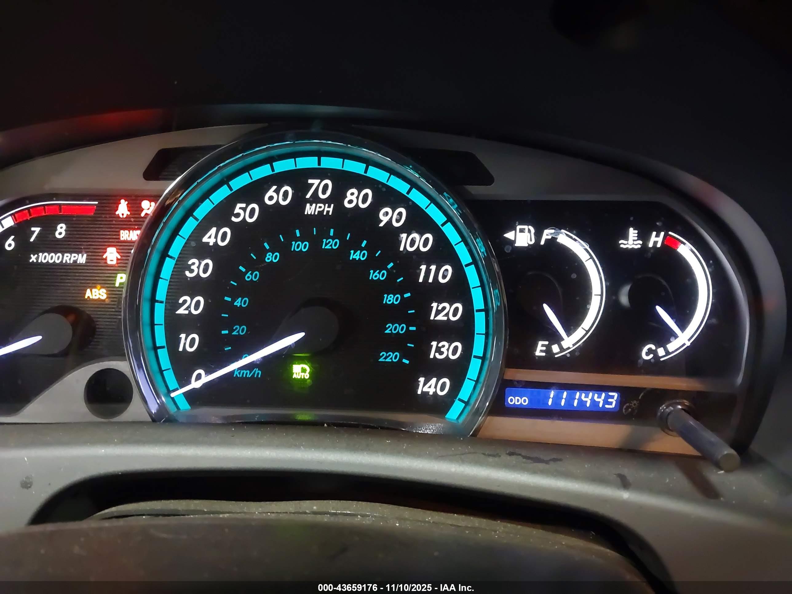 TOYOTA VENZA image 7