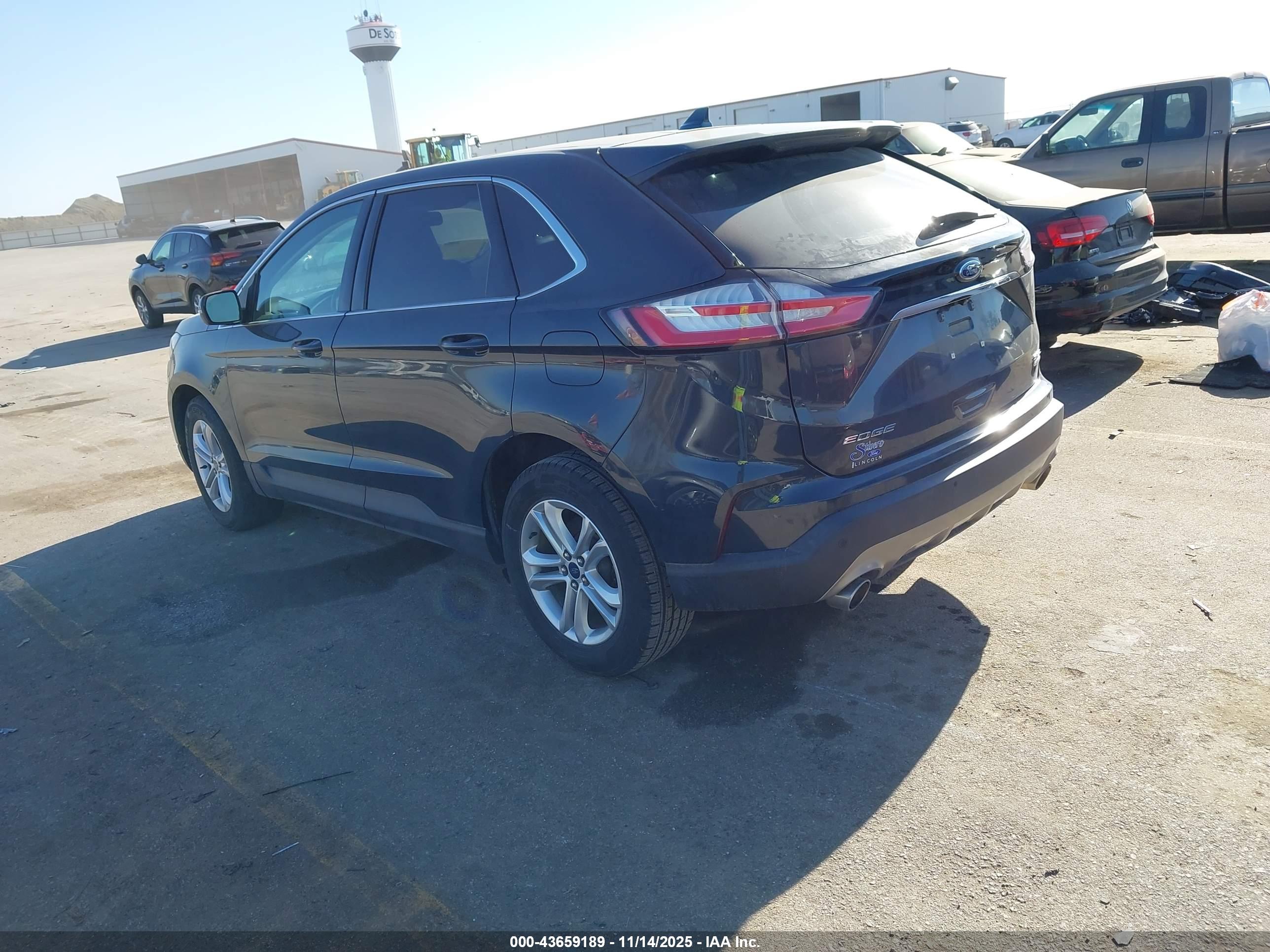 FORD EDGE image 3