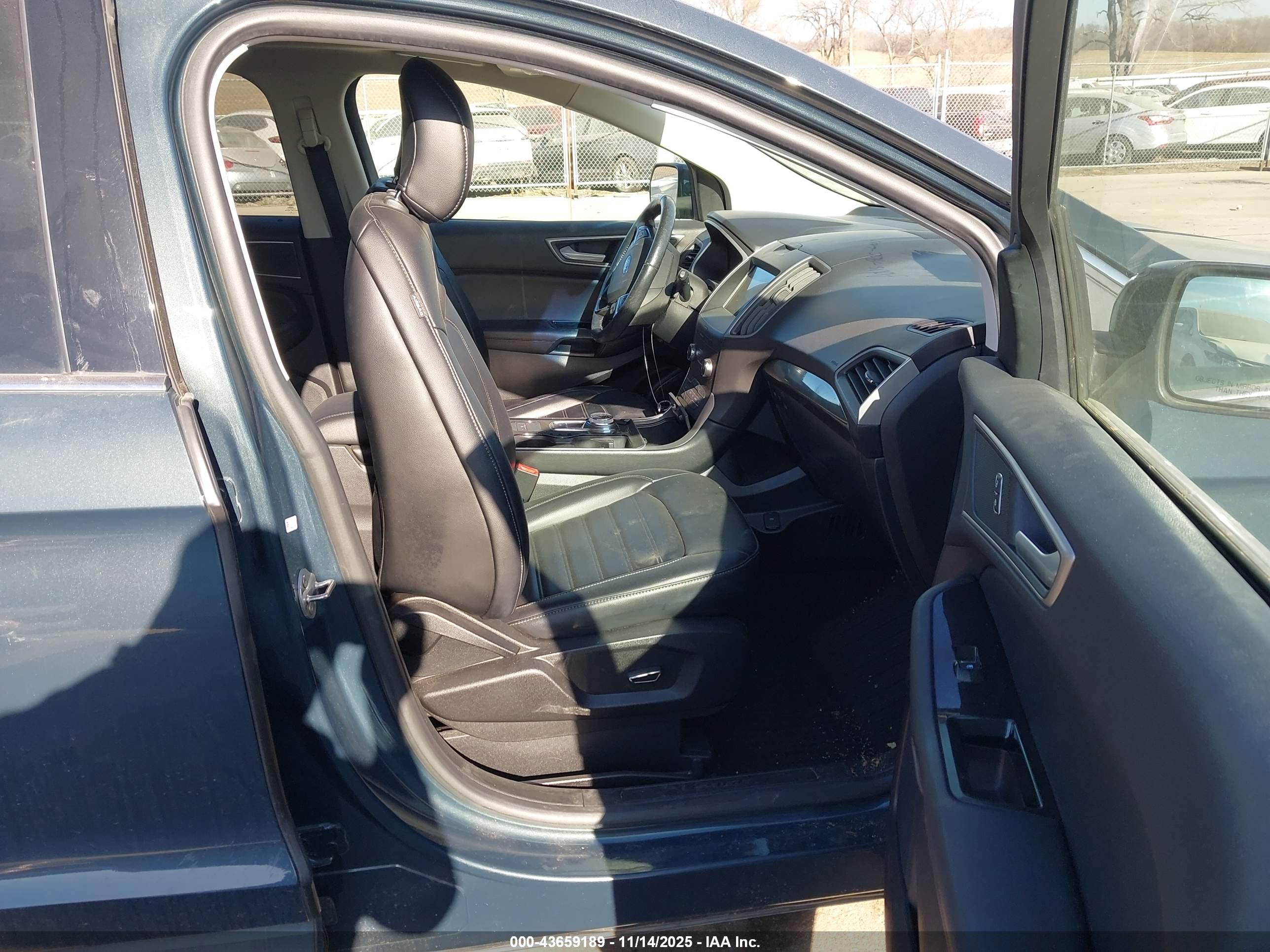 FORD EDGE image 5