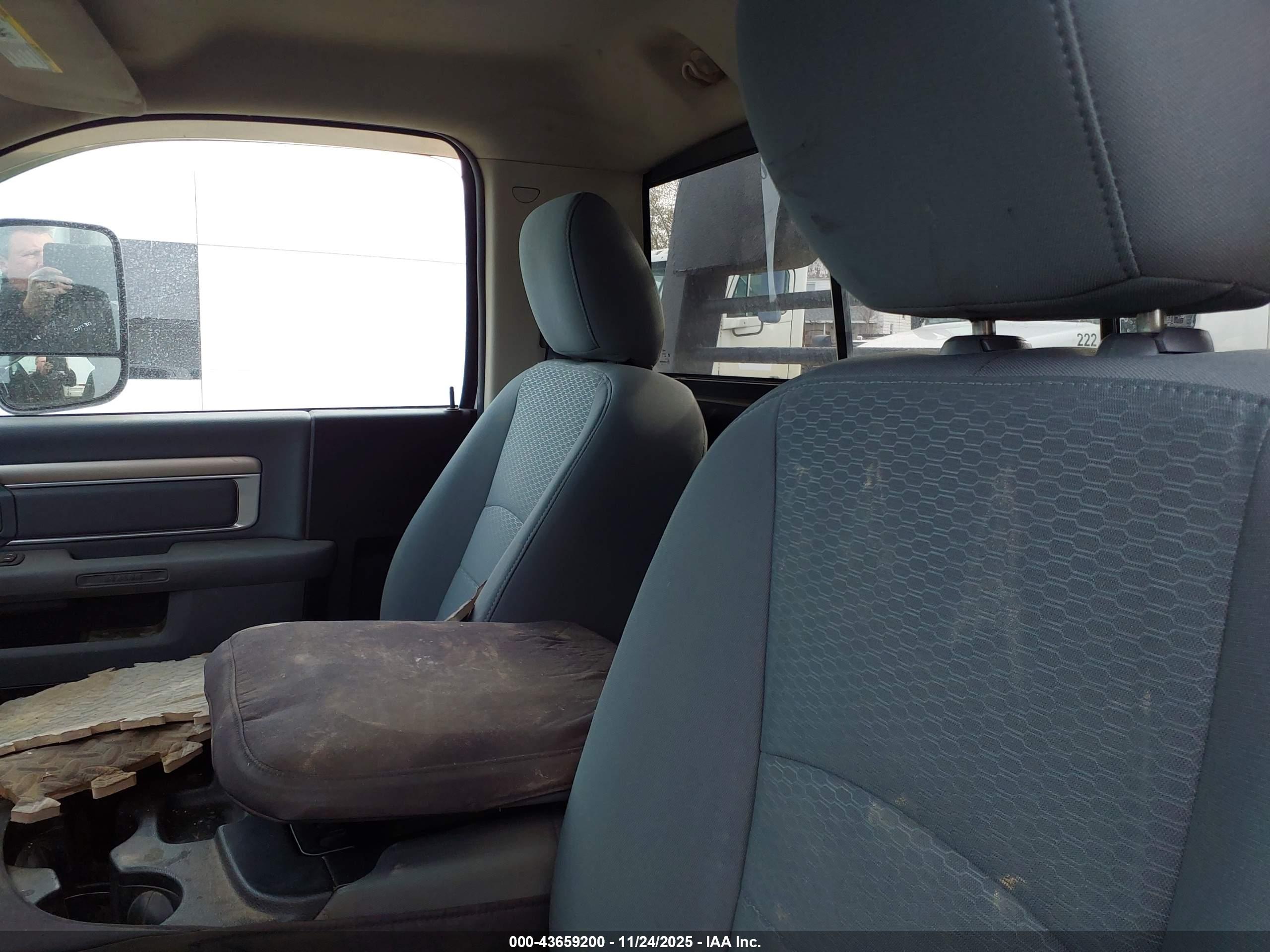 RAM 5500 image 7