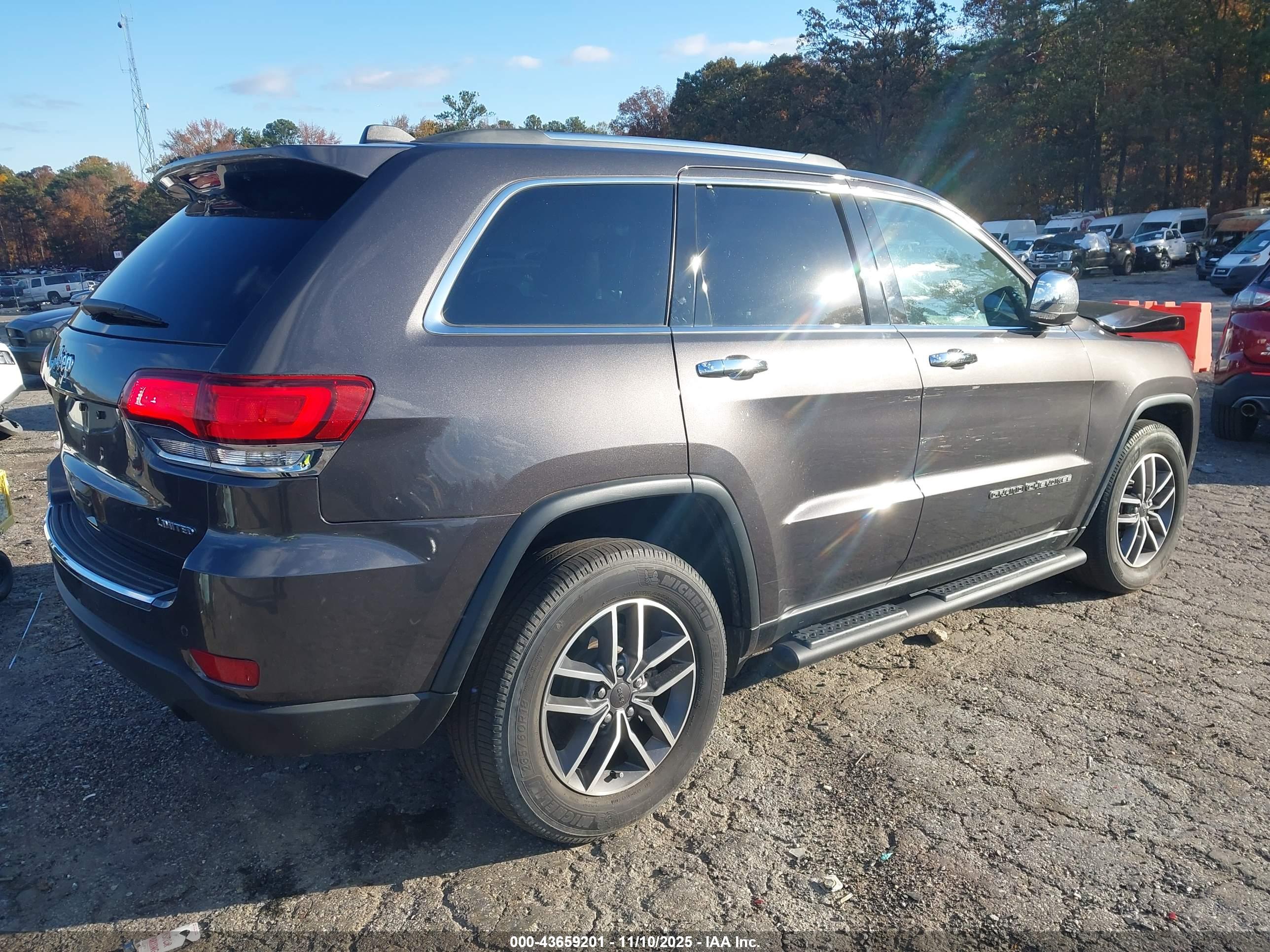 JEEP GRAND image 4