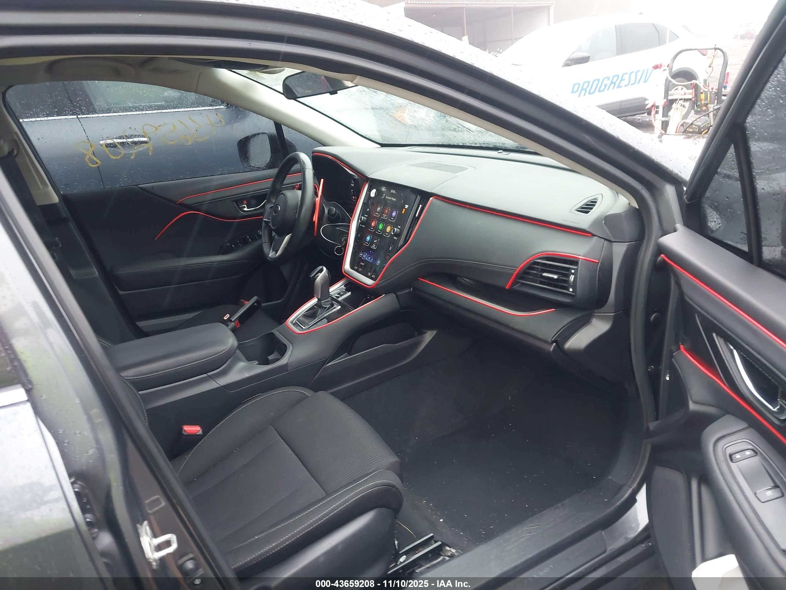 SUBARU LEGACY image 5