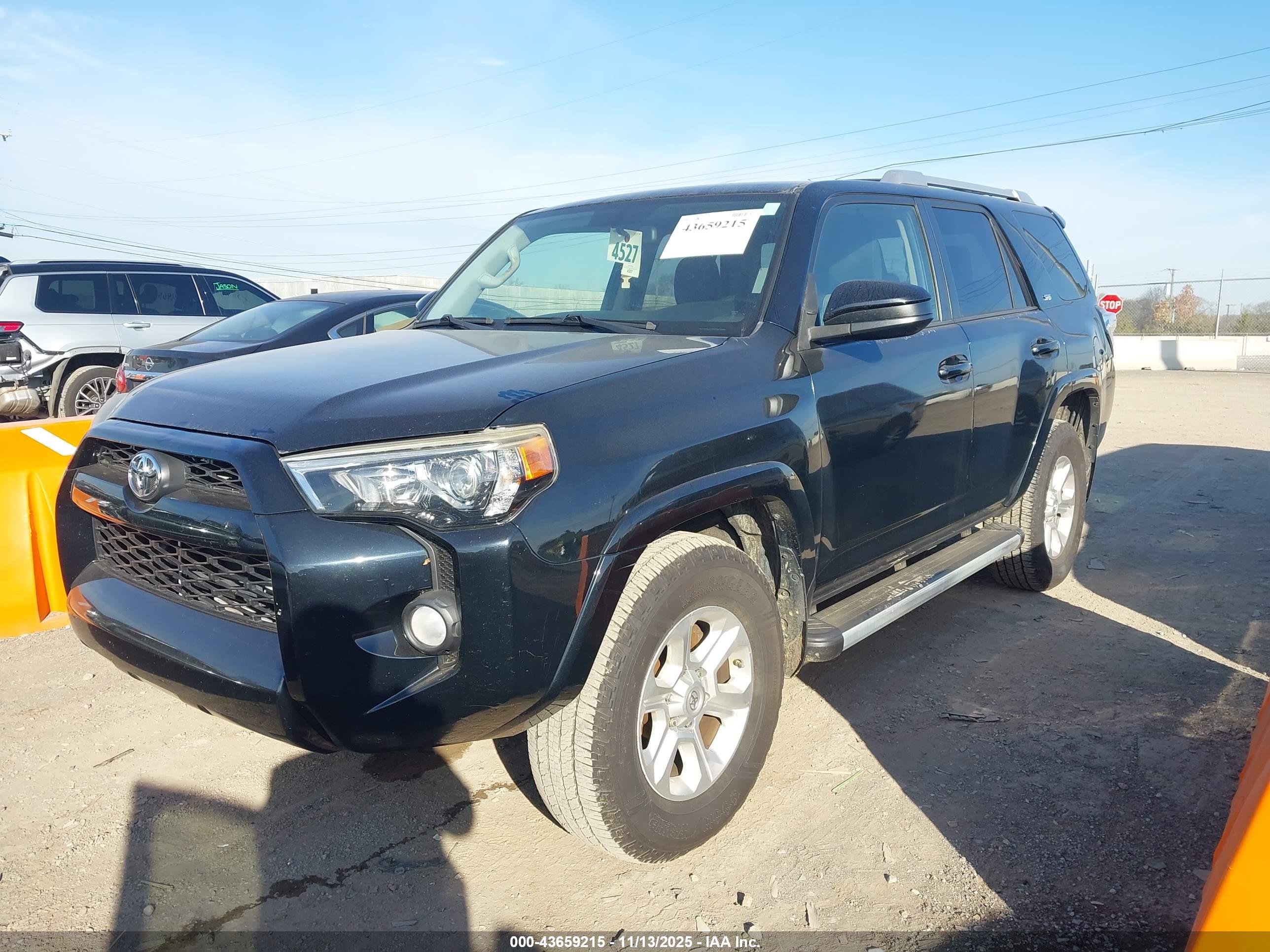 TOYOTA 4RUNNER image 6