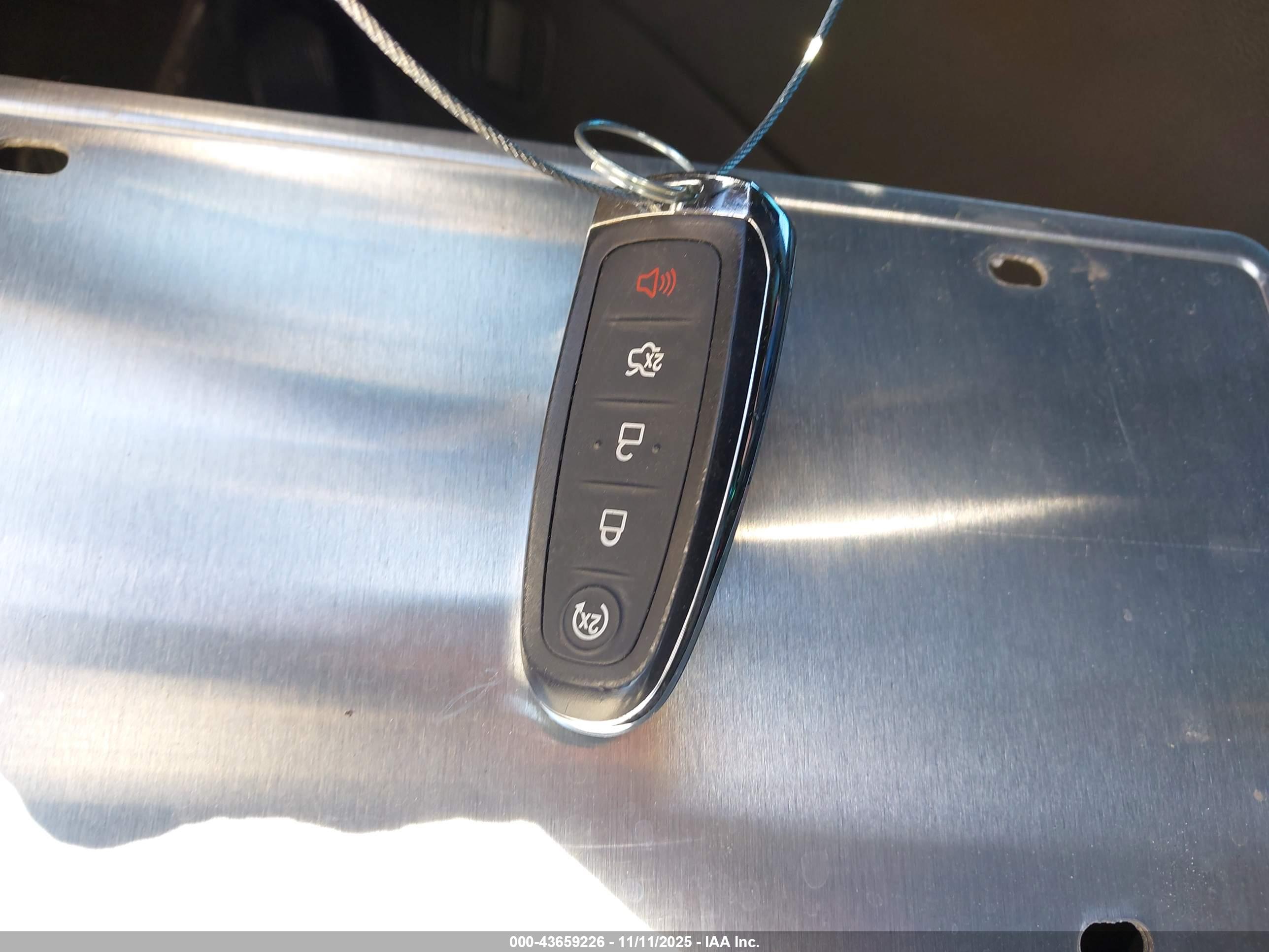 FORD TAURUS image 11