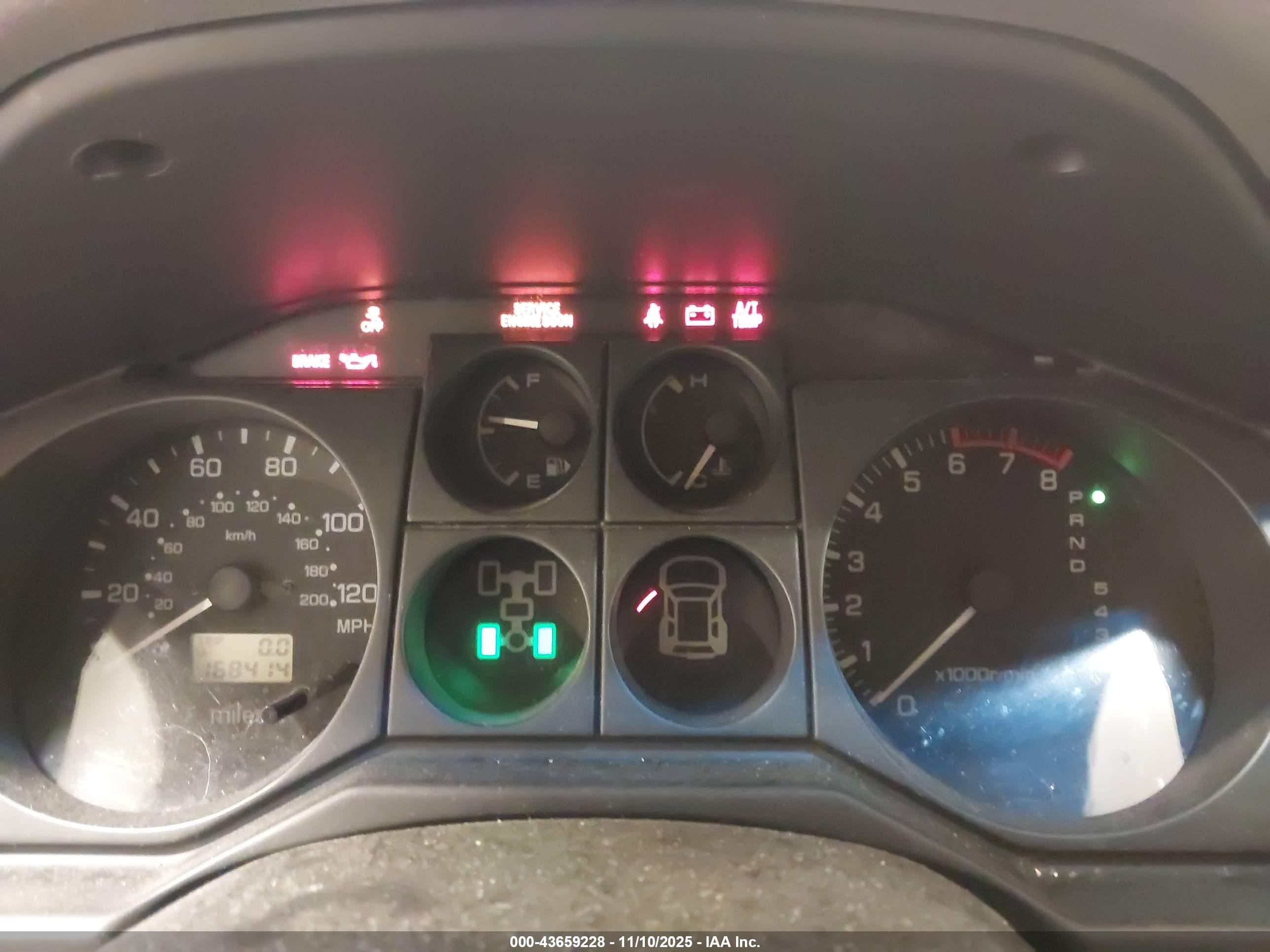 MITSUBISHI MONTERO image 7