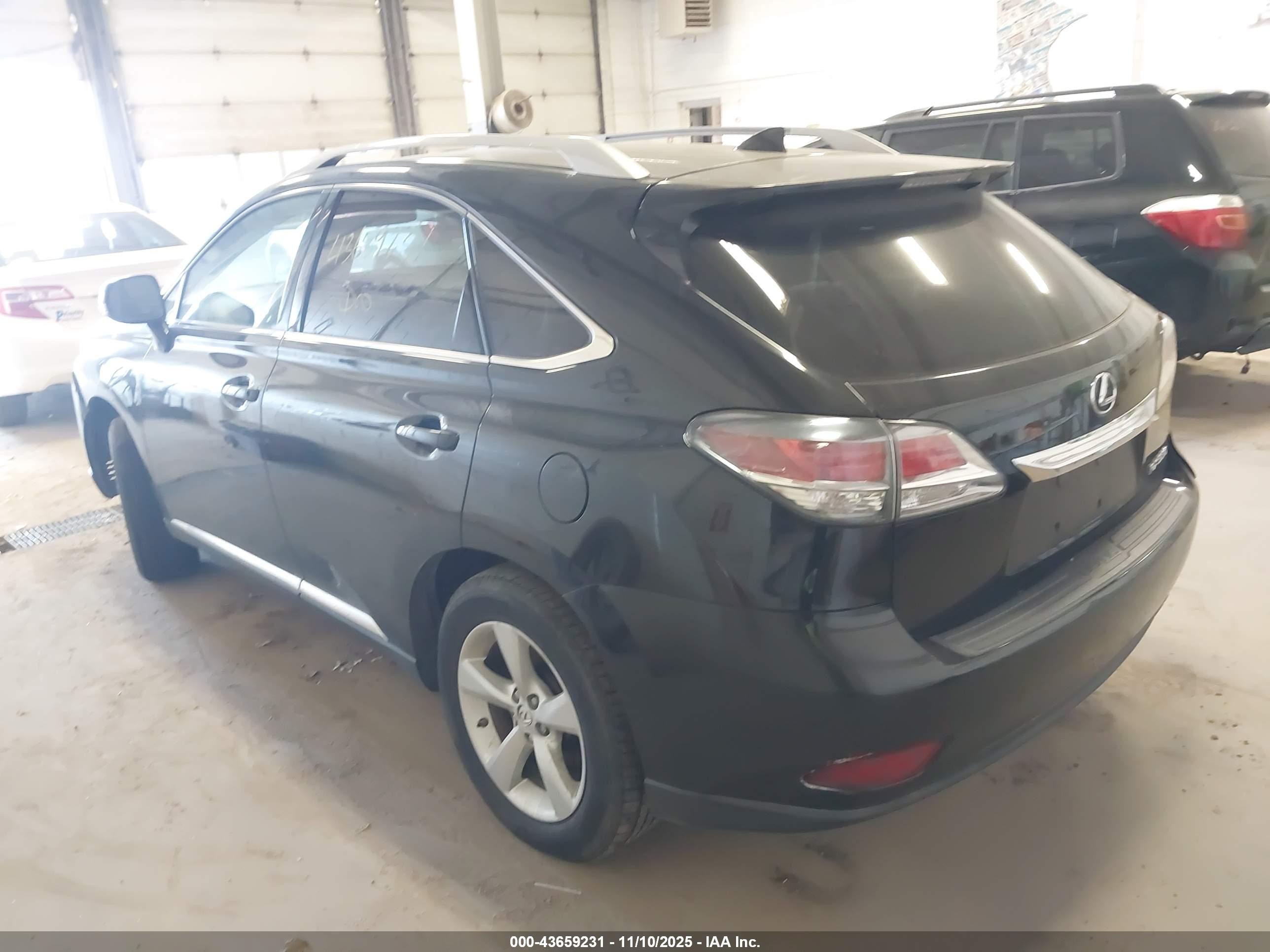 LEXUS RX image 3