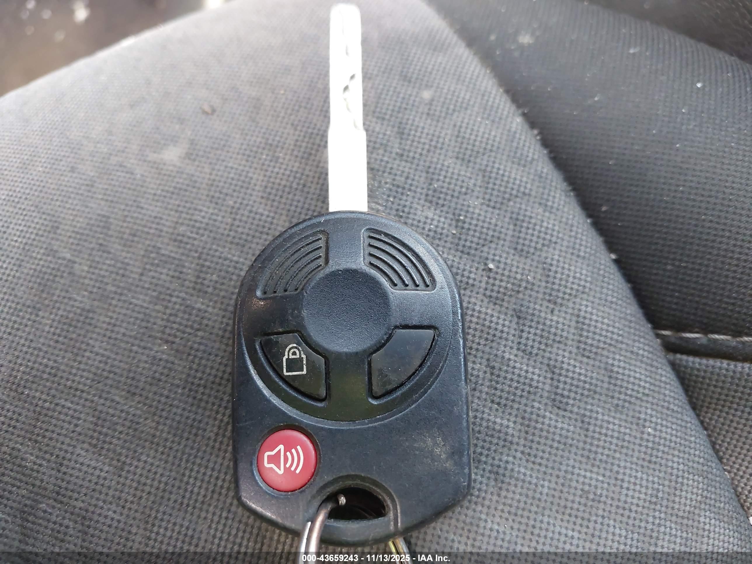 FORD ESCAPE image 11