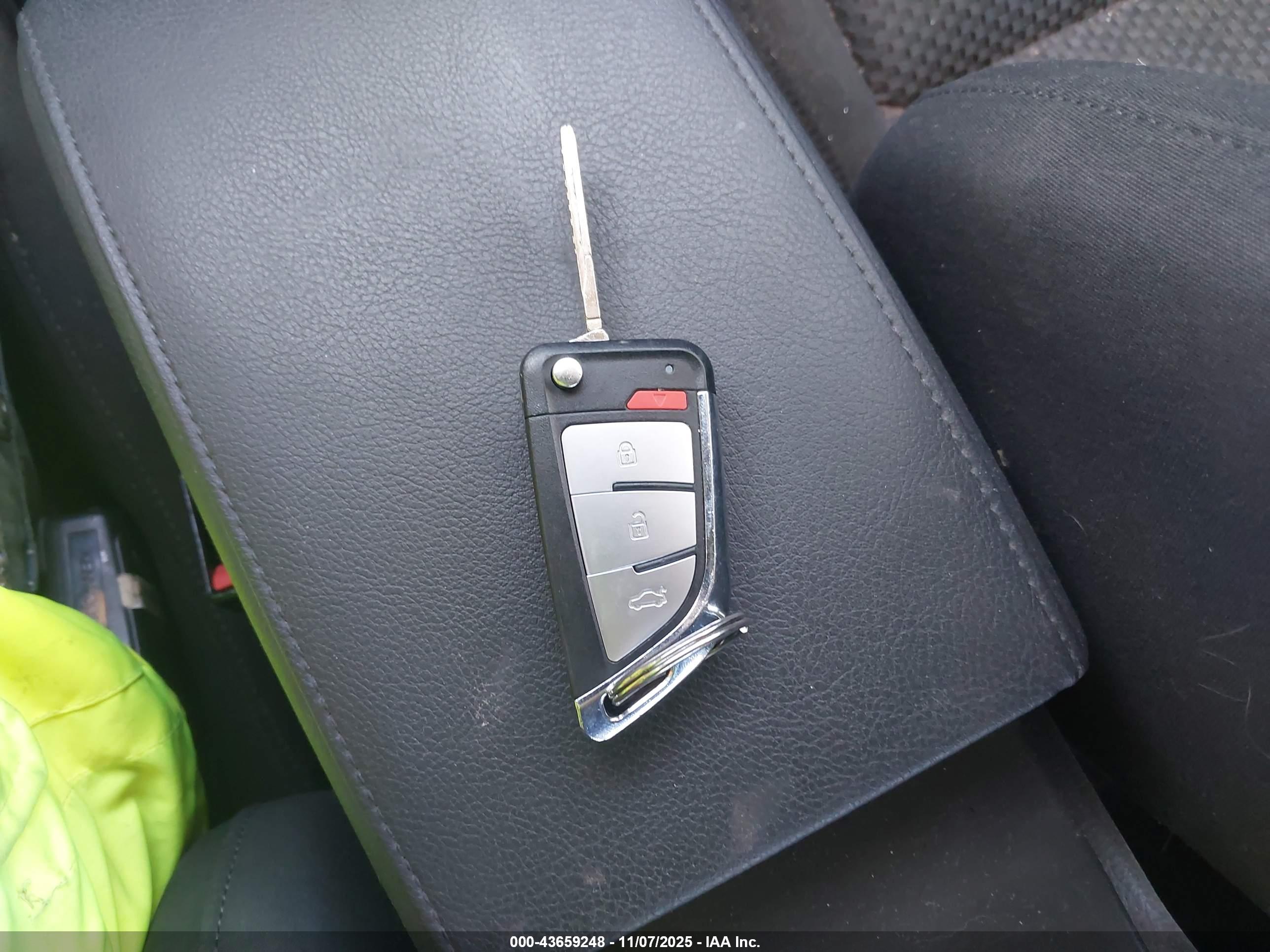VOLKSWAGEN JETTA image 11