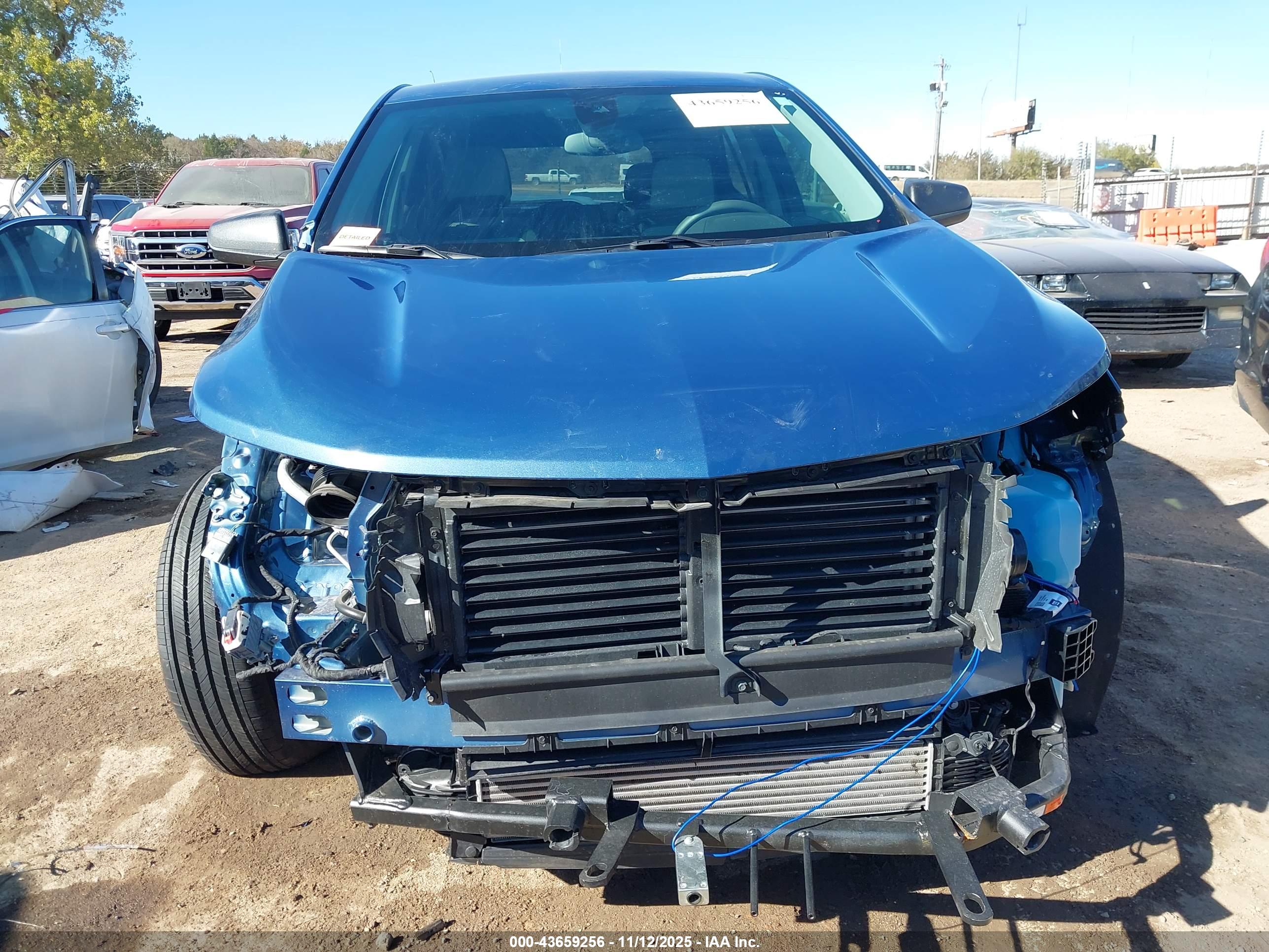 CHEVROLET EQUINOX image 6