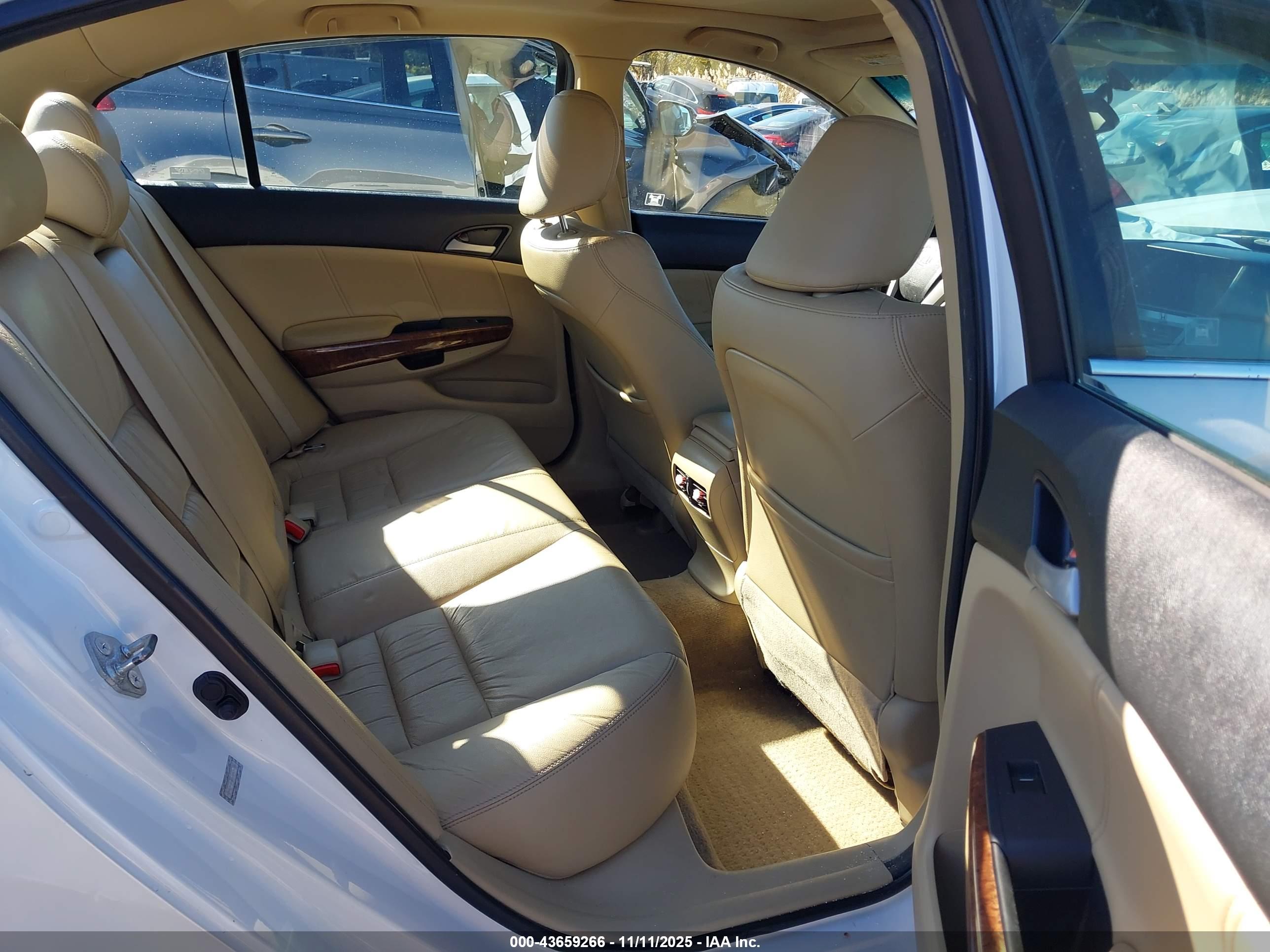 HONDA ACCORD image 8