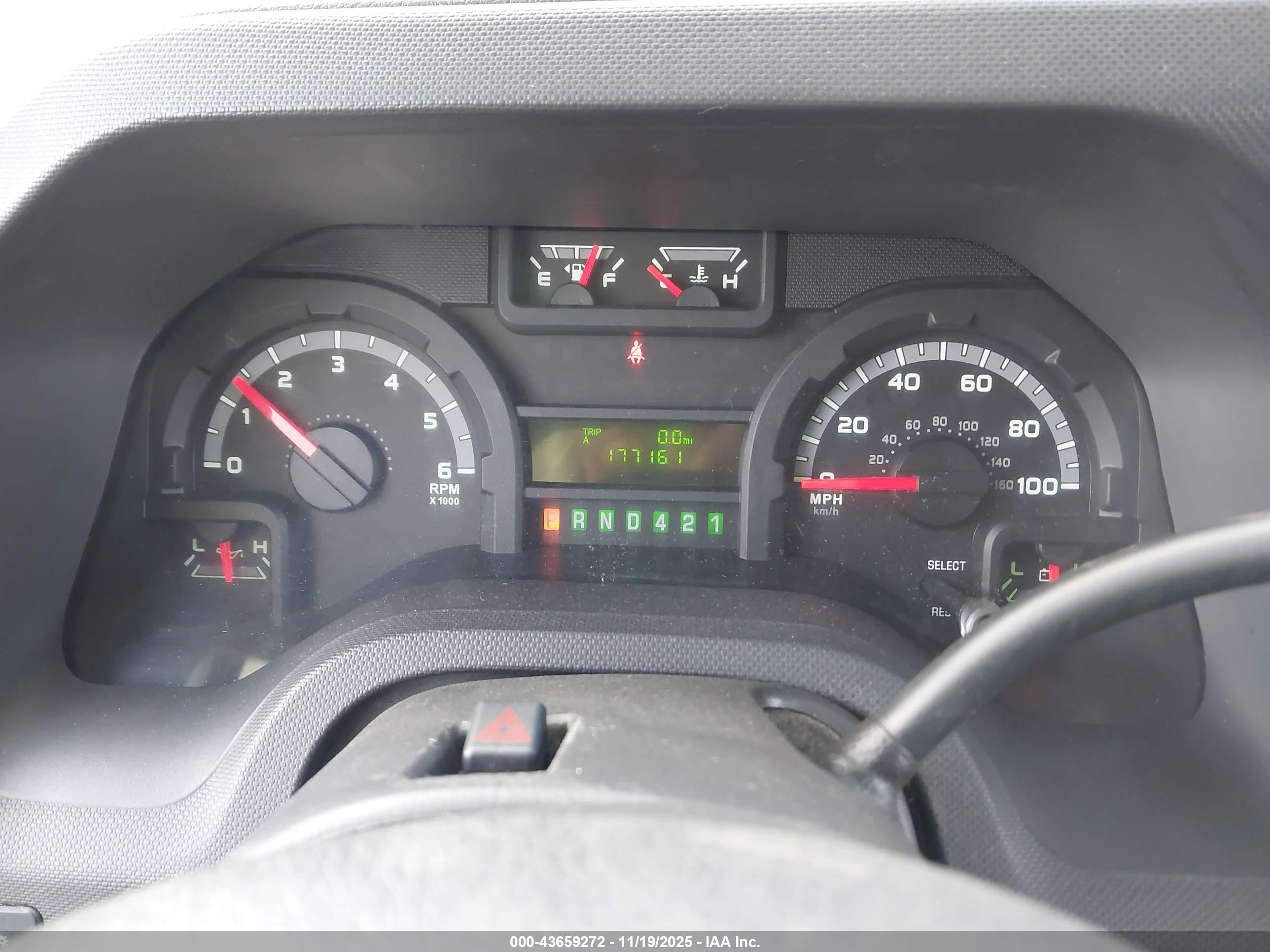 FORD E-450 image 6