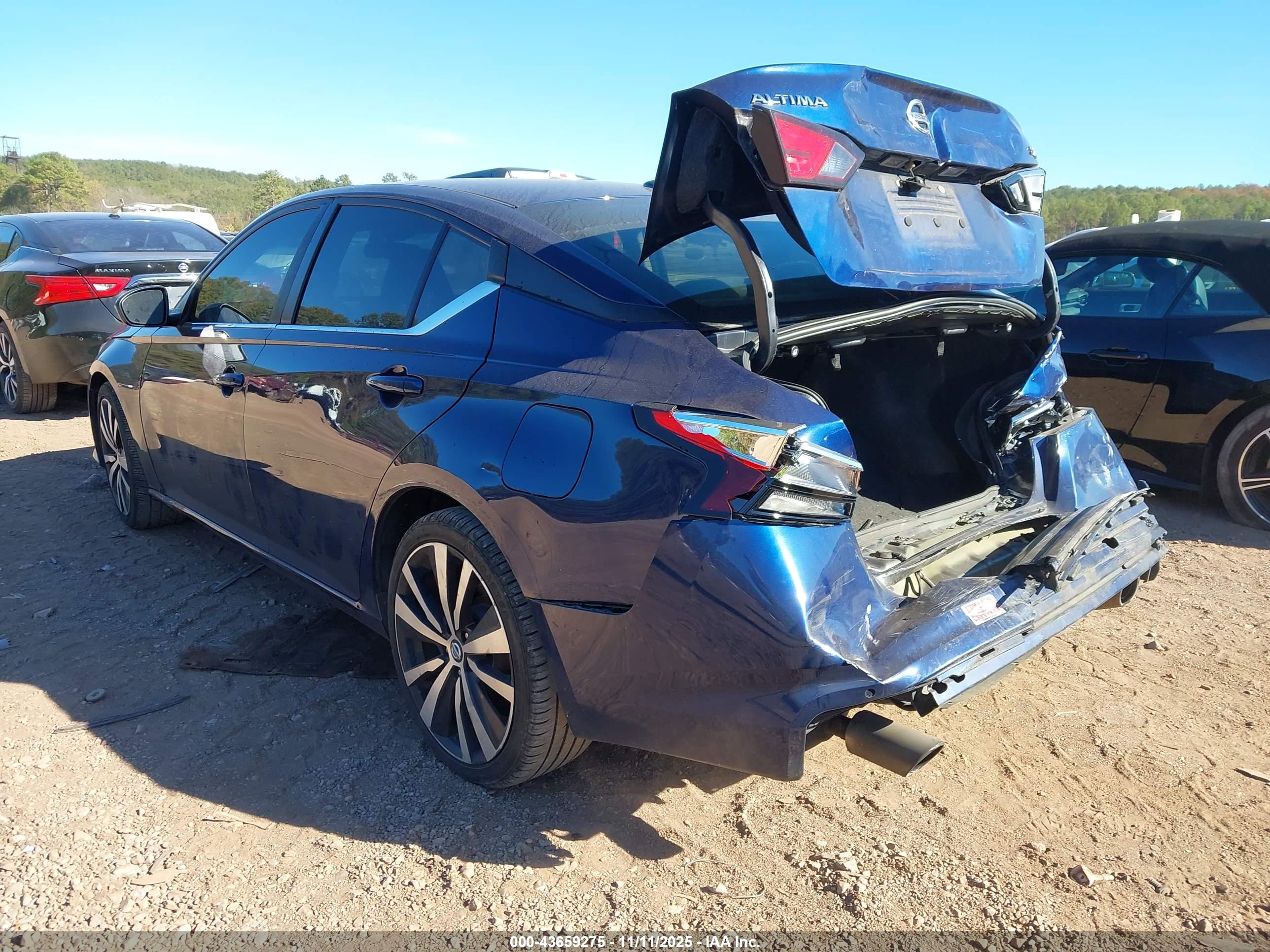 NISSAN ALTIMA image 3