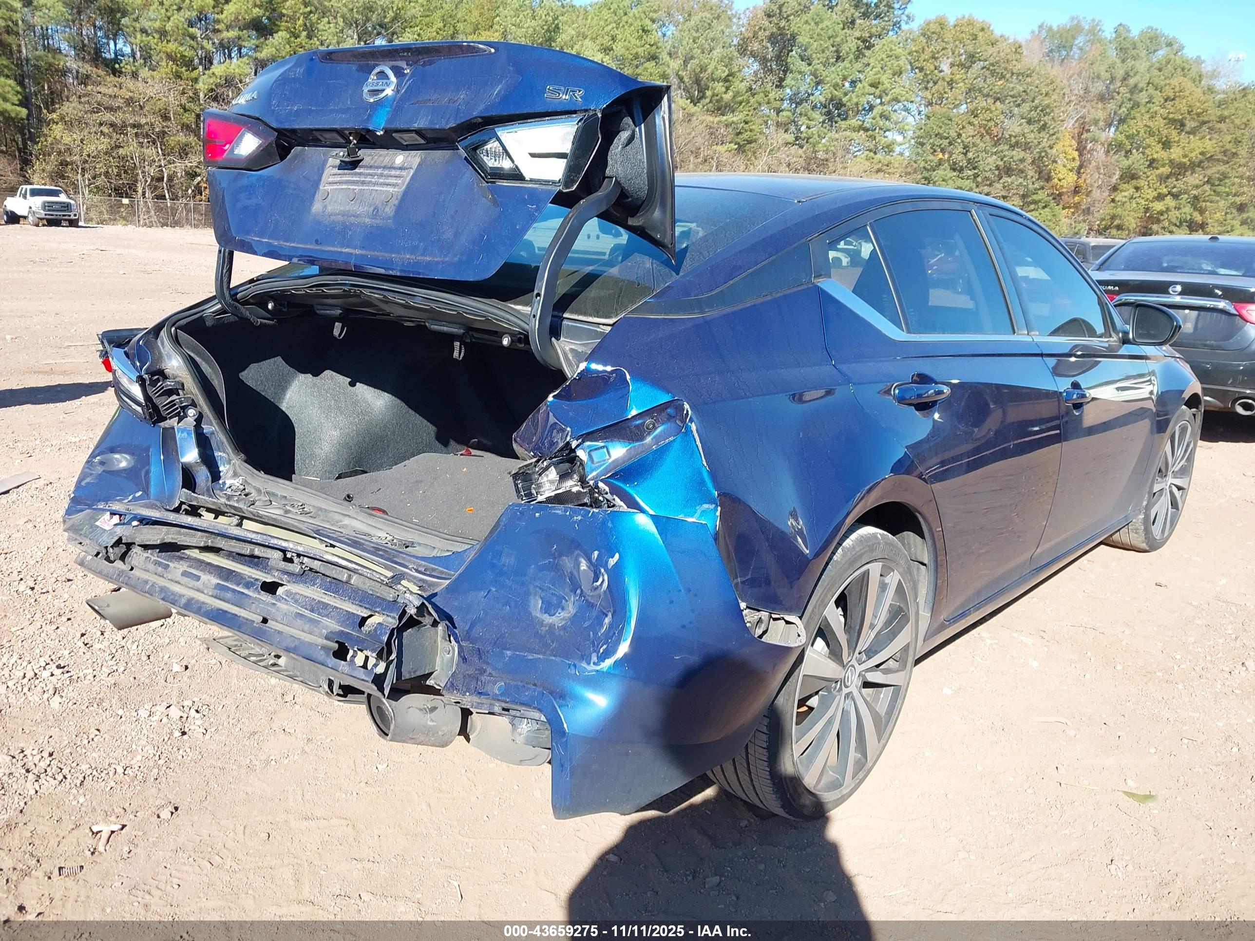 NISSAN ALTIMA image 4