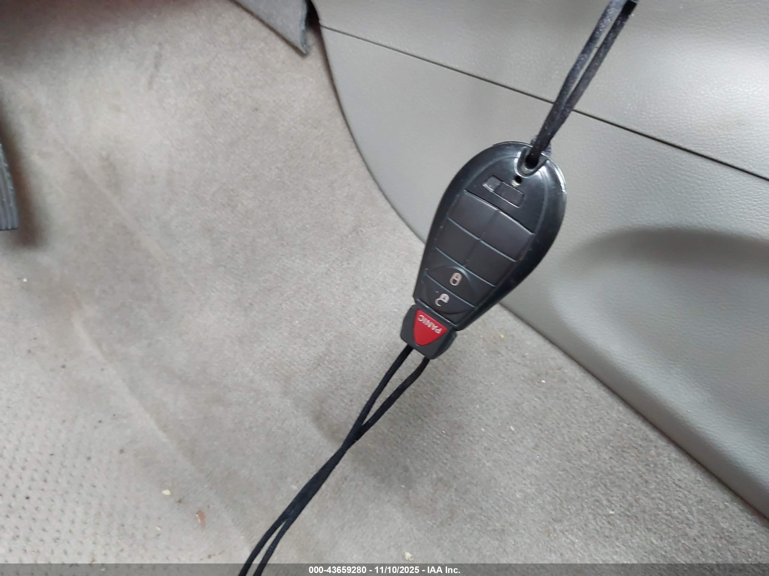 JEEP GRAND image 11