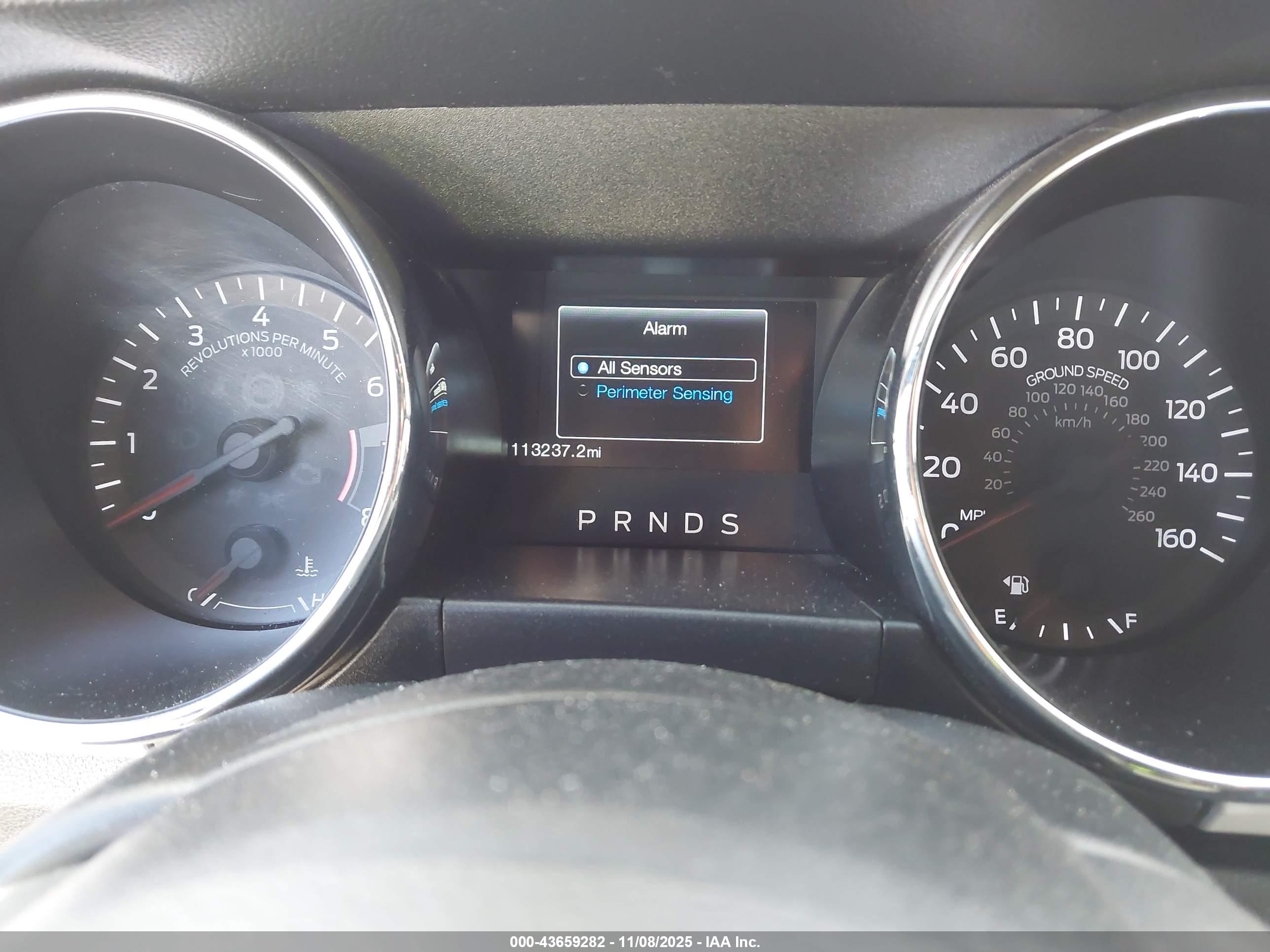 FORD MUSTANG image 7