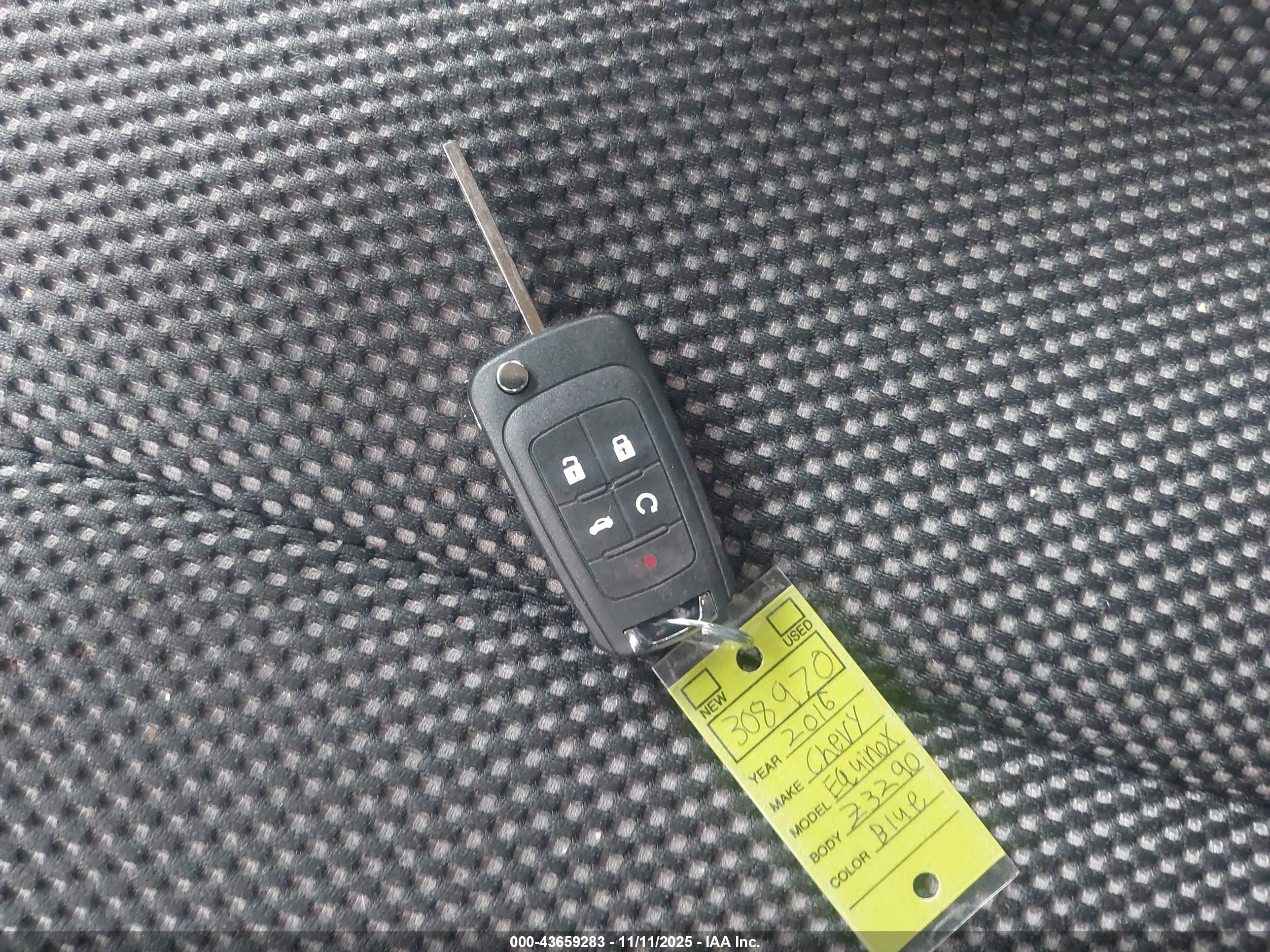 CHEVROLET EQUINOX image 11