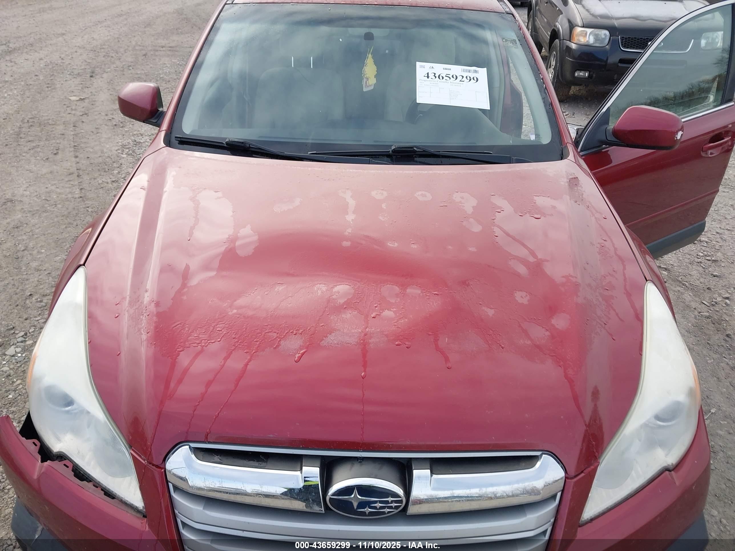 SUBARU OUTBACK image 10
