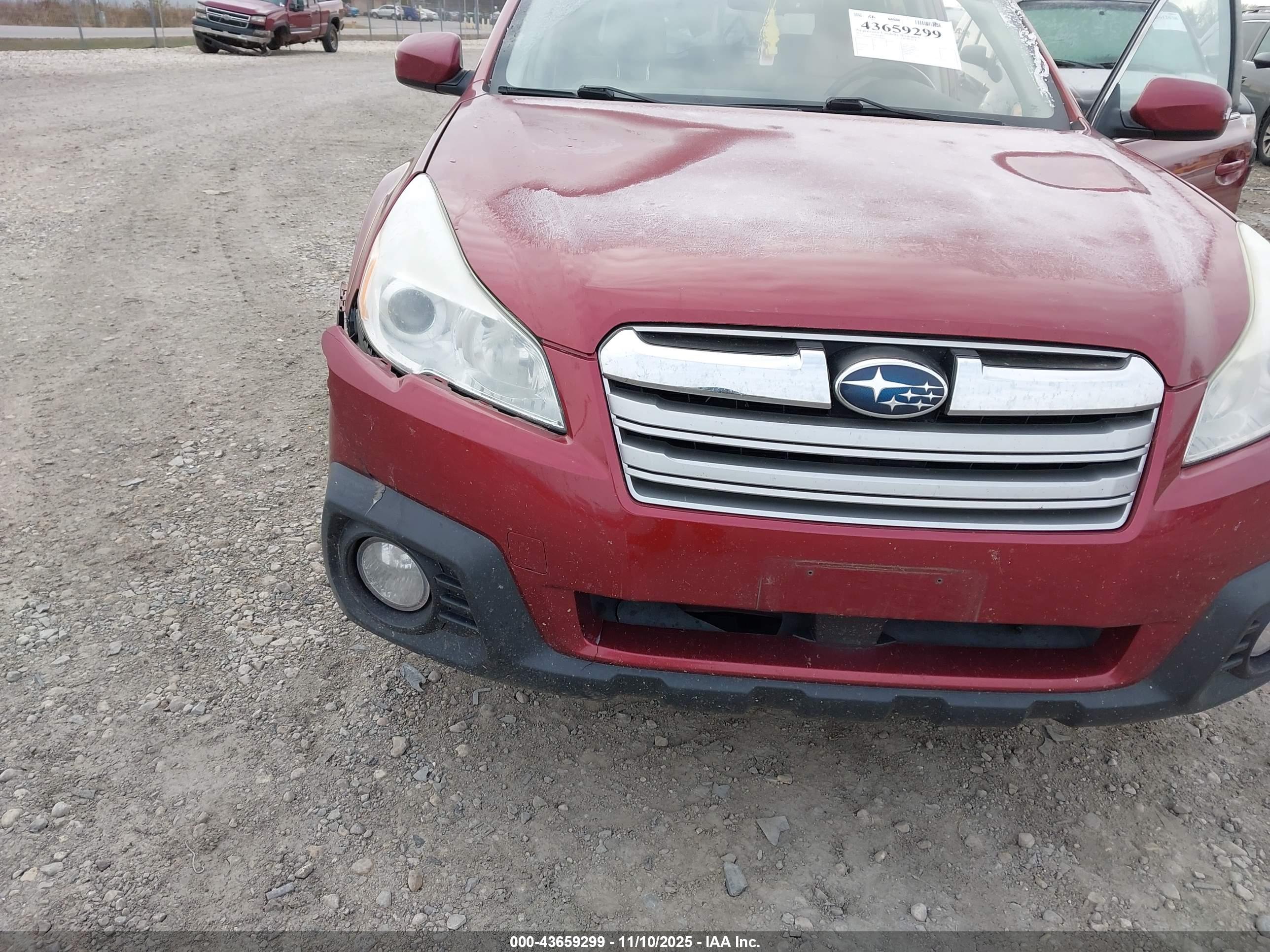 SUBARU OUTBACK image 6