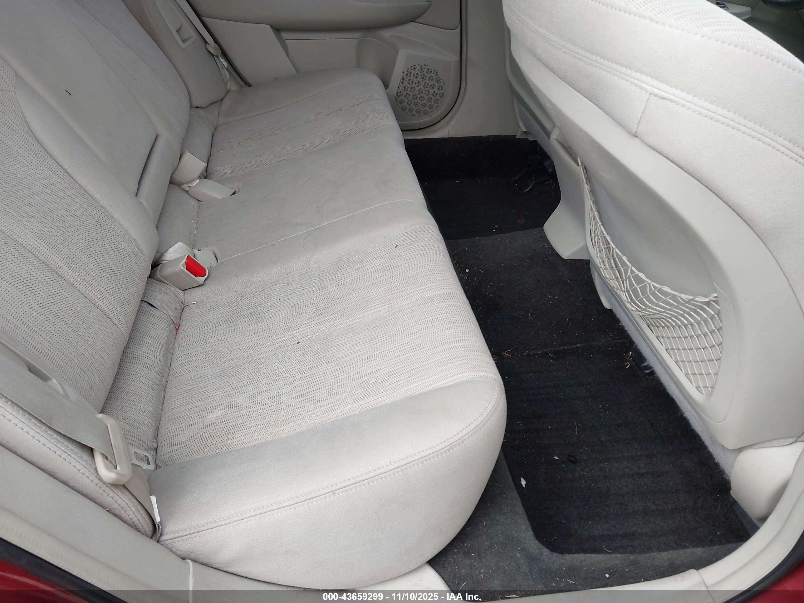 SUBARU OUTBACK image 8