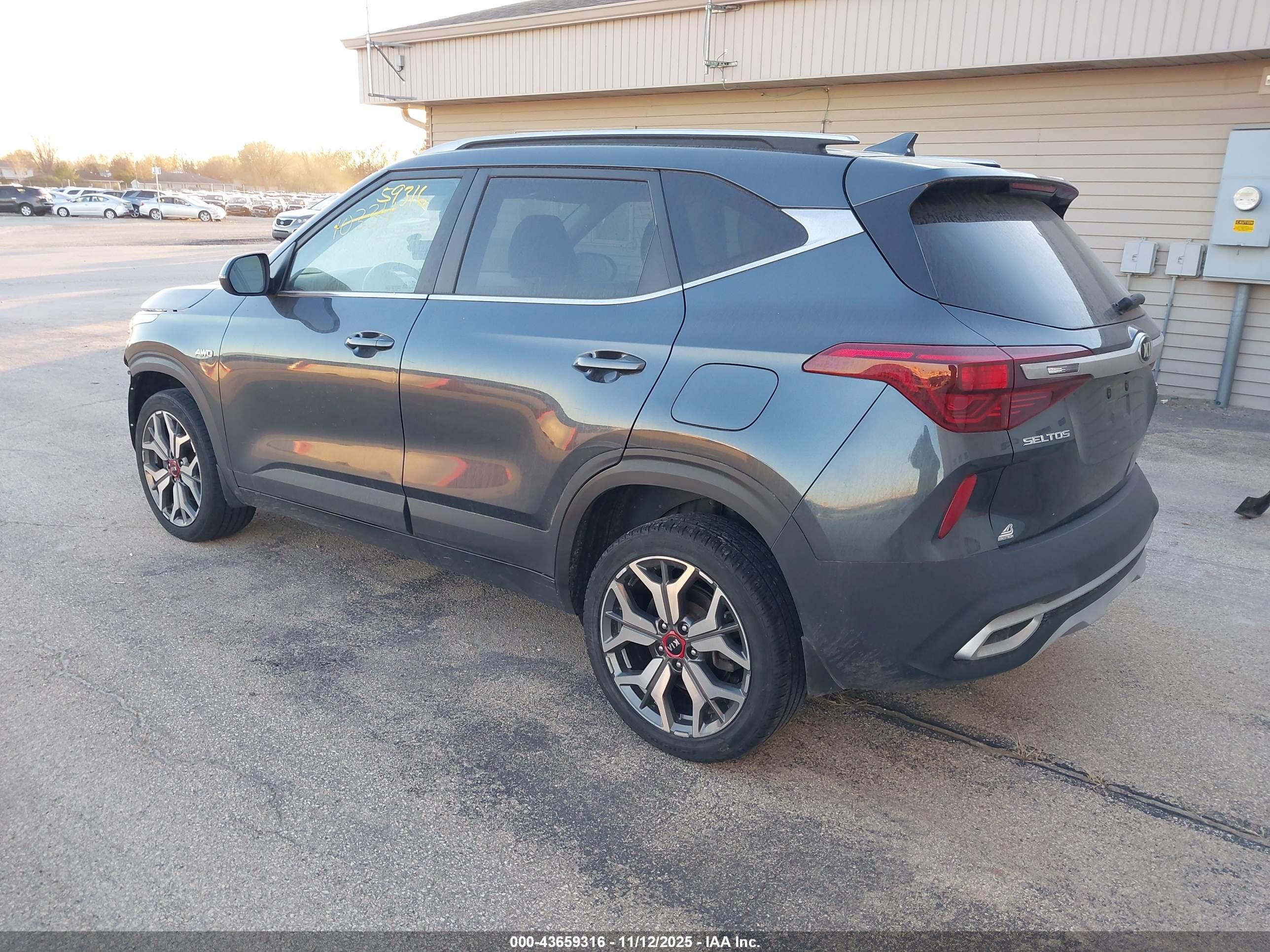 KIA SELTOS image 3