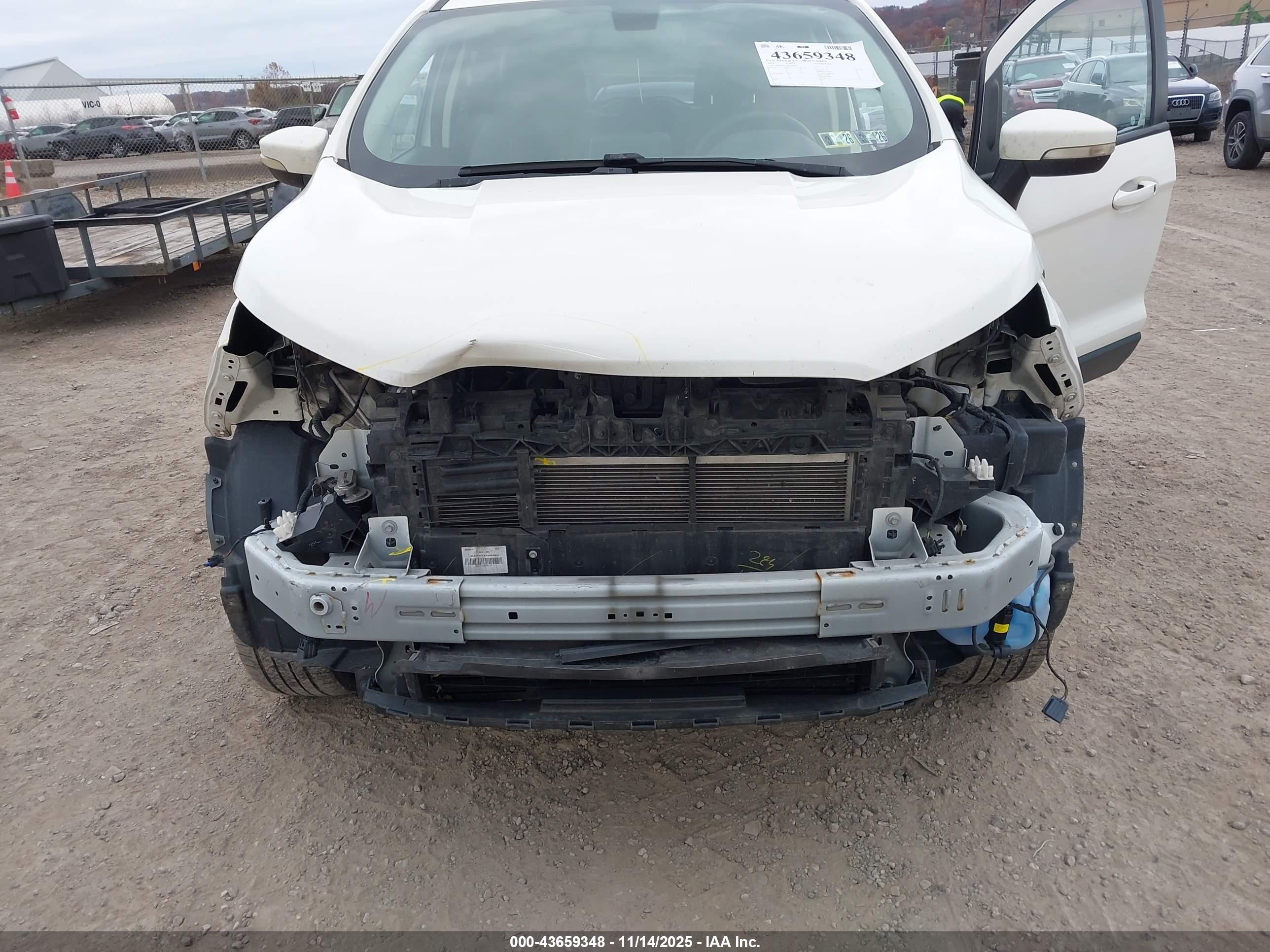 FORD ECOSPORT image 6